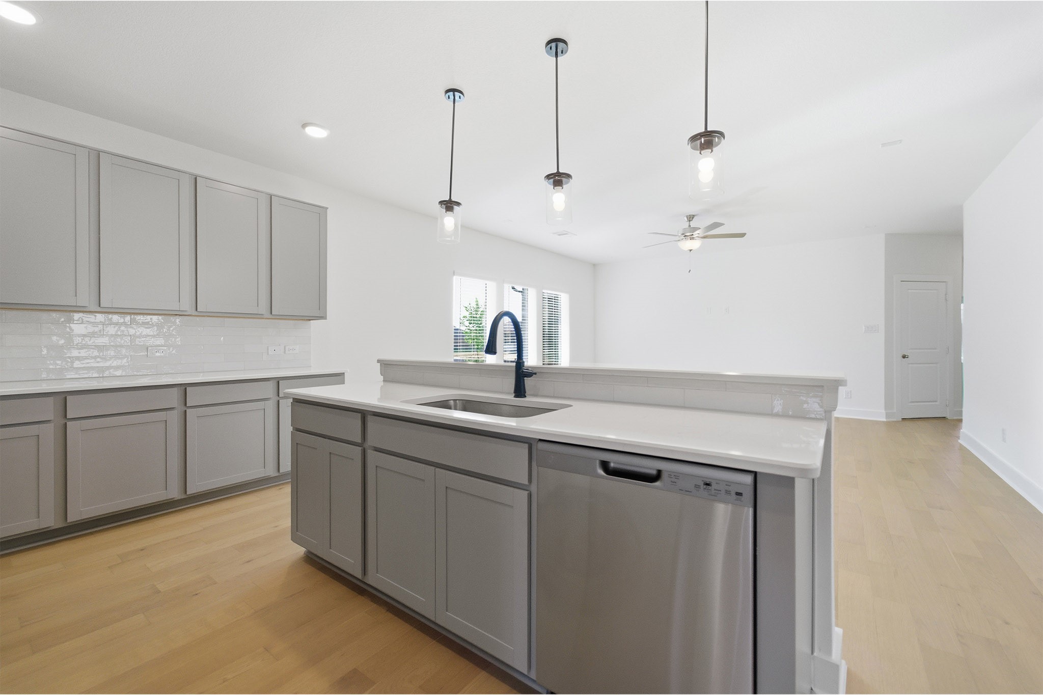 209 Charismatic Road Waxahachie TX 75165