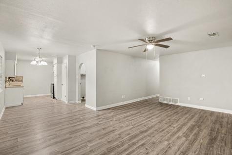 902 Kerry Street Benbrook TX 76126