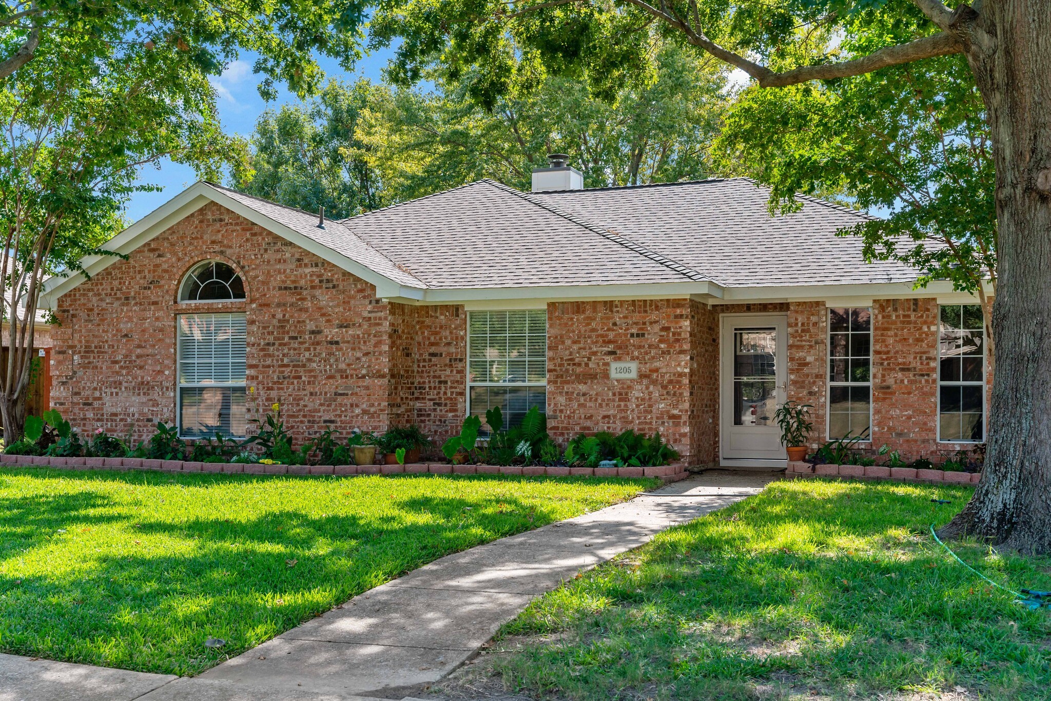 1205 Surrey Circle Wylie TX 75098
