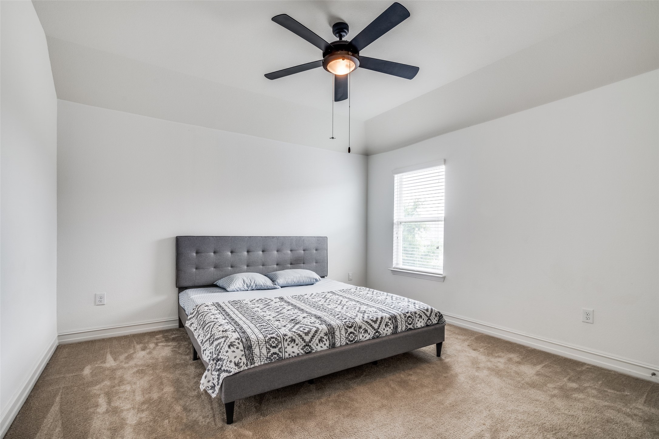 6509 Roaring Creek Denton TX 76226