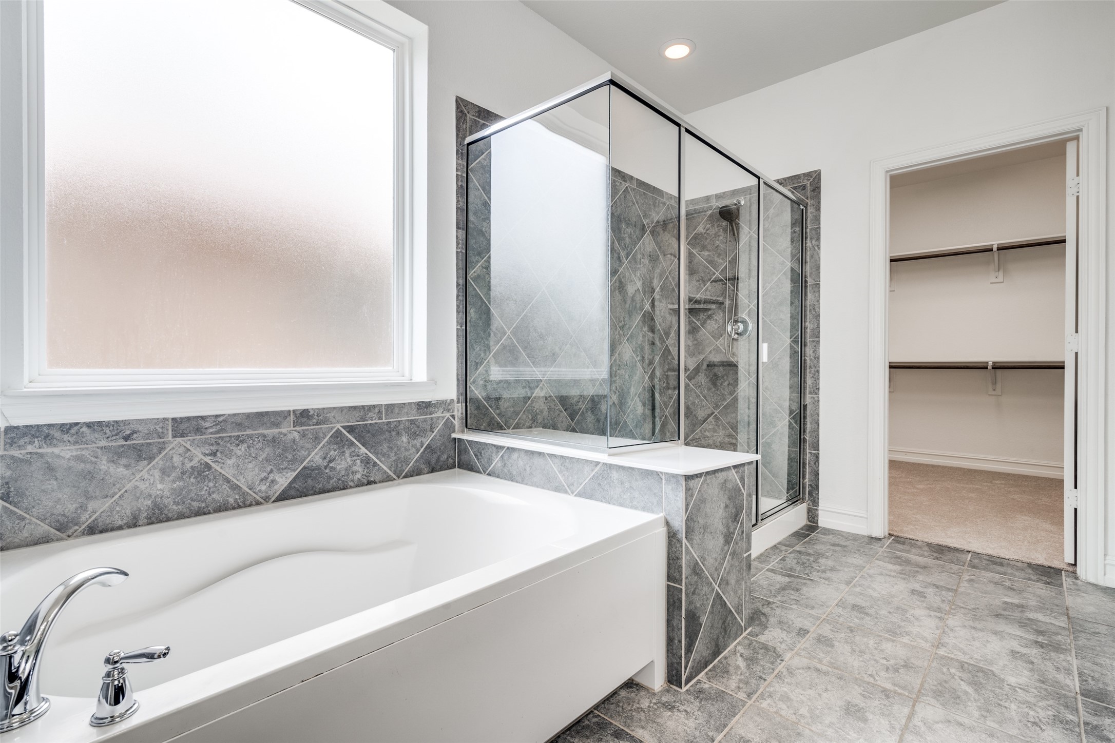 6509 Roaring Creek Denton TX 76226
