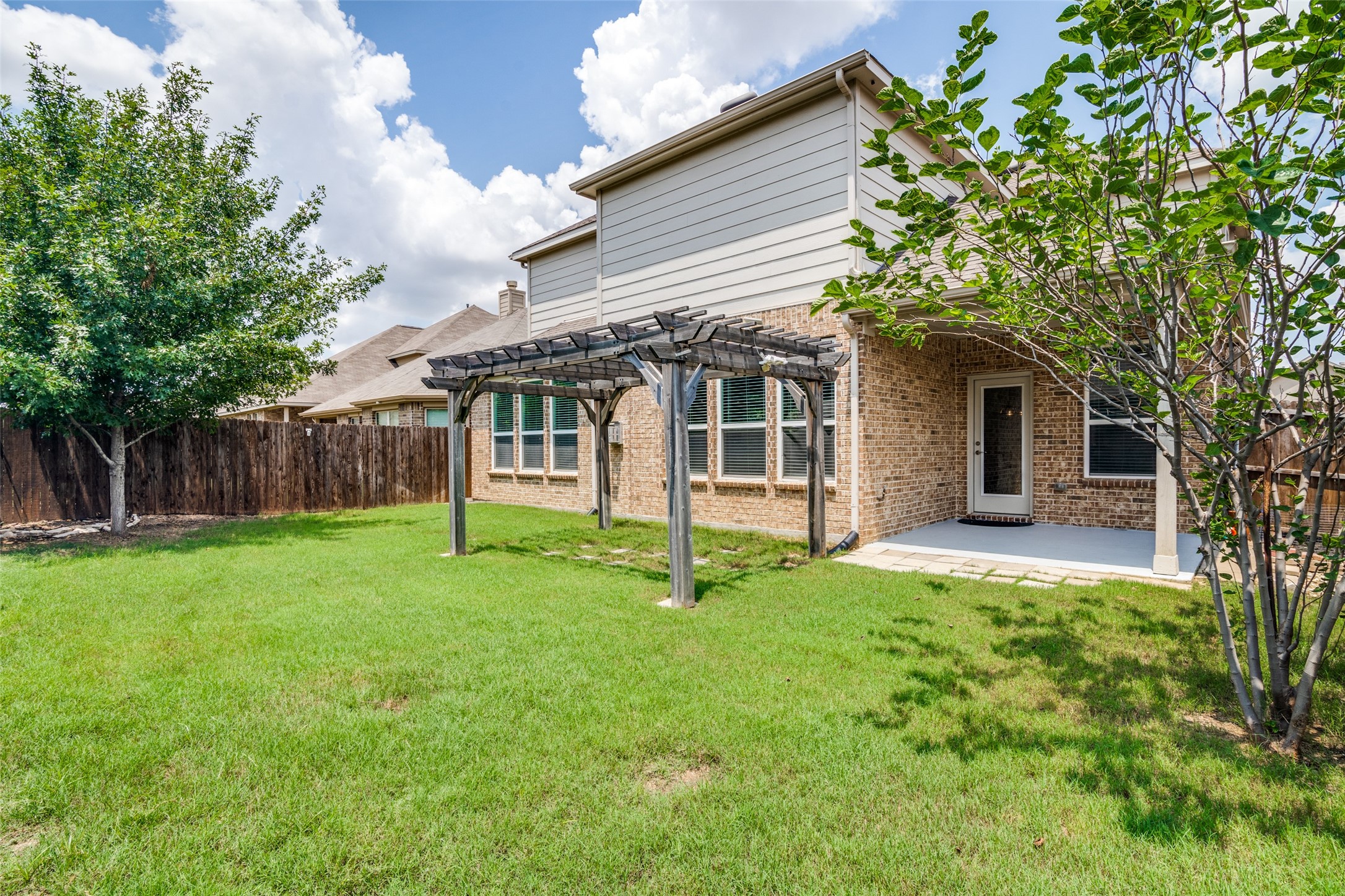 6509 Roaring Creek Denton TX 76226