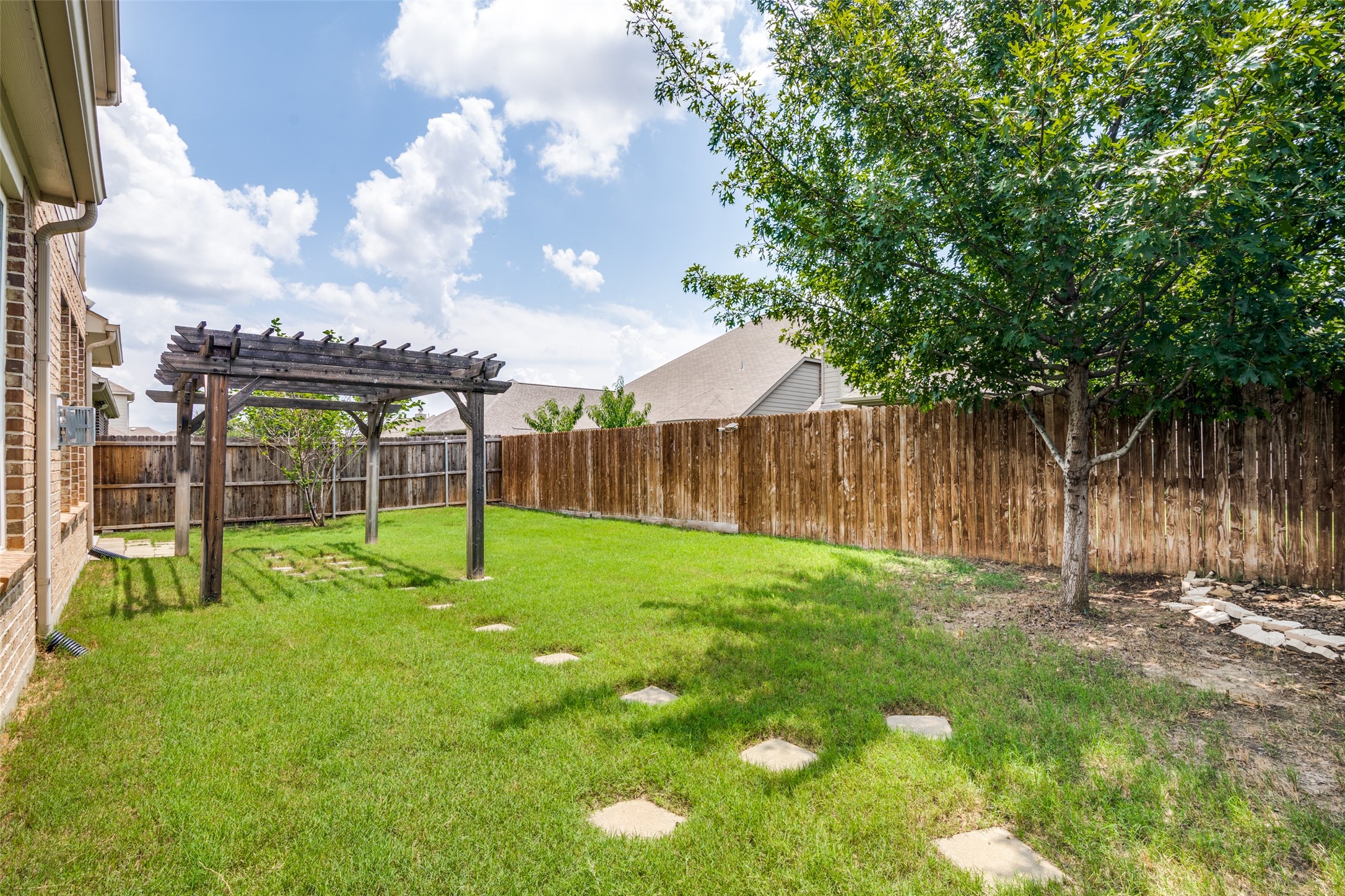 6509 Roaring Creek Denton TX 76226