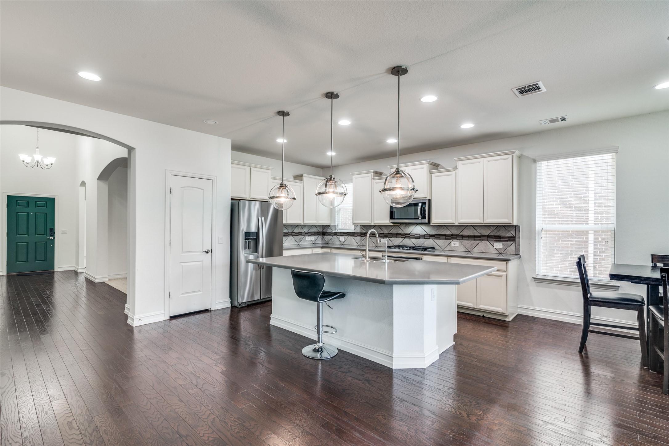 6509 Roaring Creek Denton TX 76226