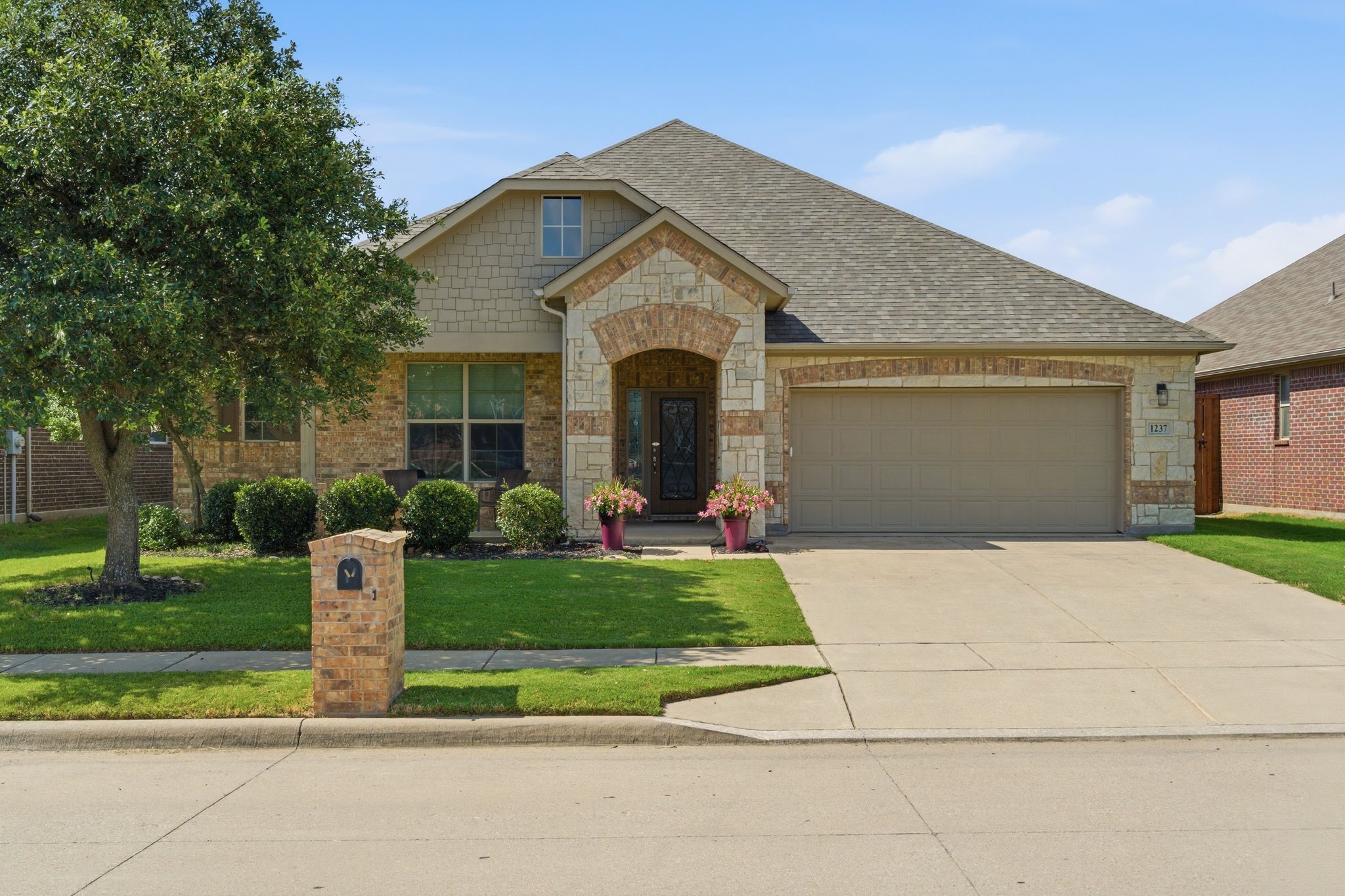1237 Mesa Crest Drive Fort Worth TX 76052