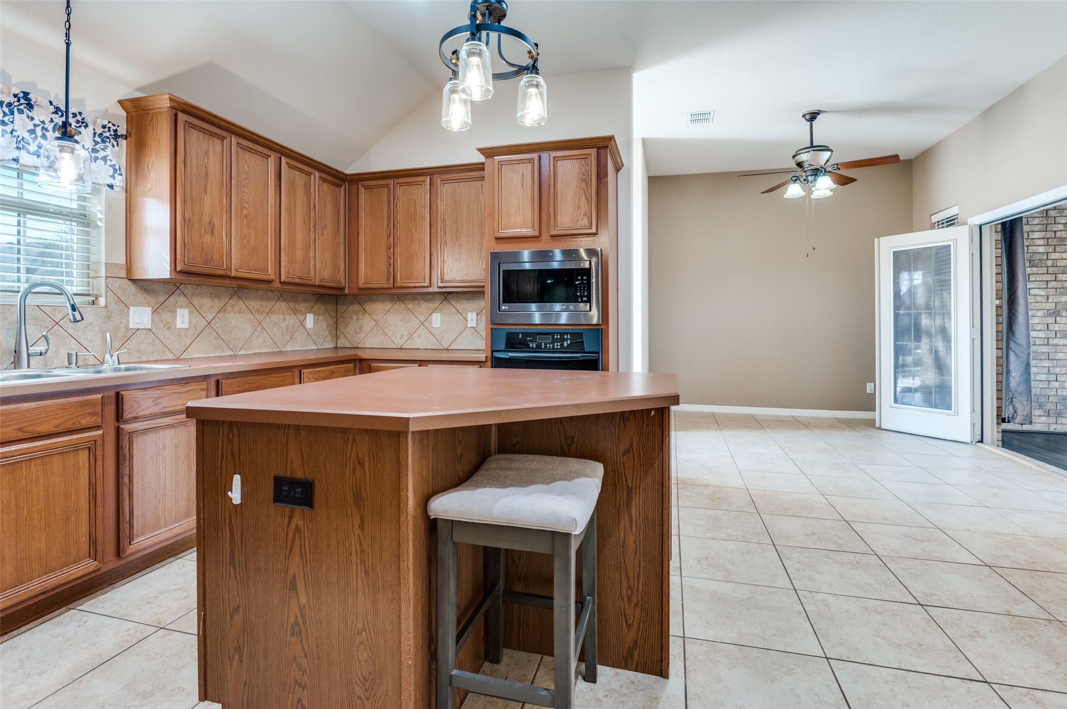 140 Big Willow Court Saginaw TX 76179