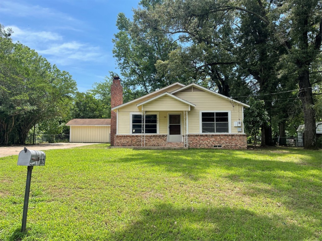 502 N Post Oak Street Winnsboro TX 75494