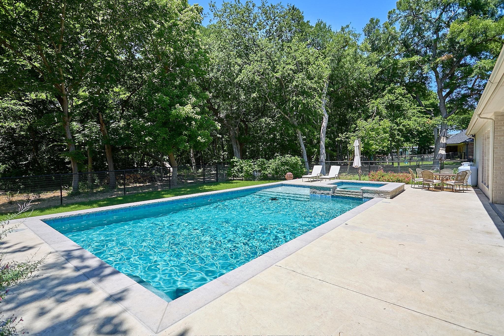 358 Glade Valley Road Azle TX 76020