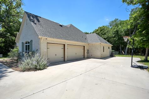 358 Glade Valley Road Azle TX 76020