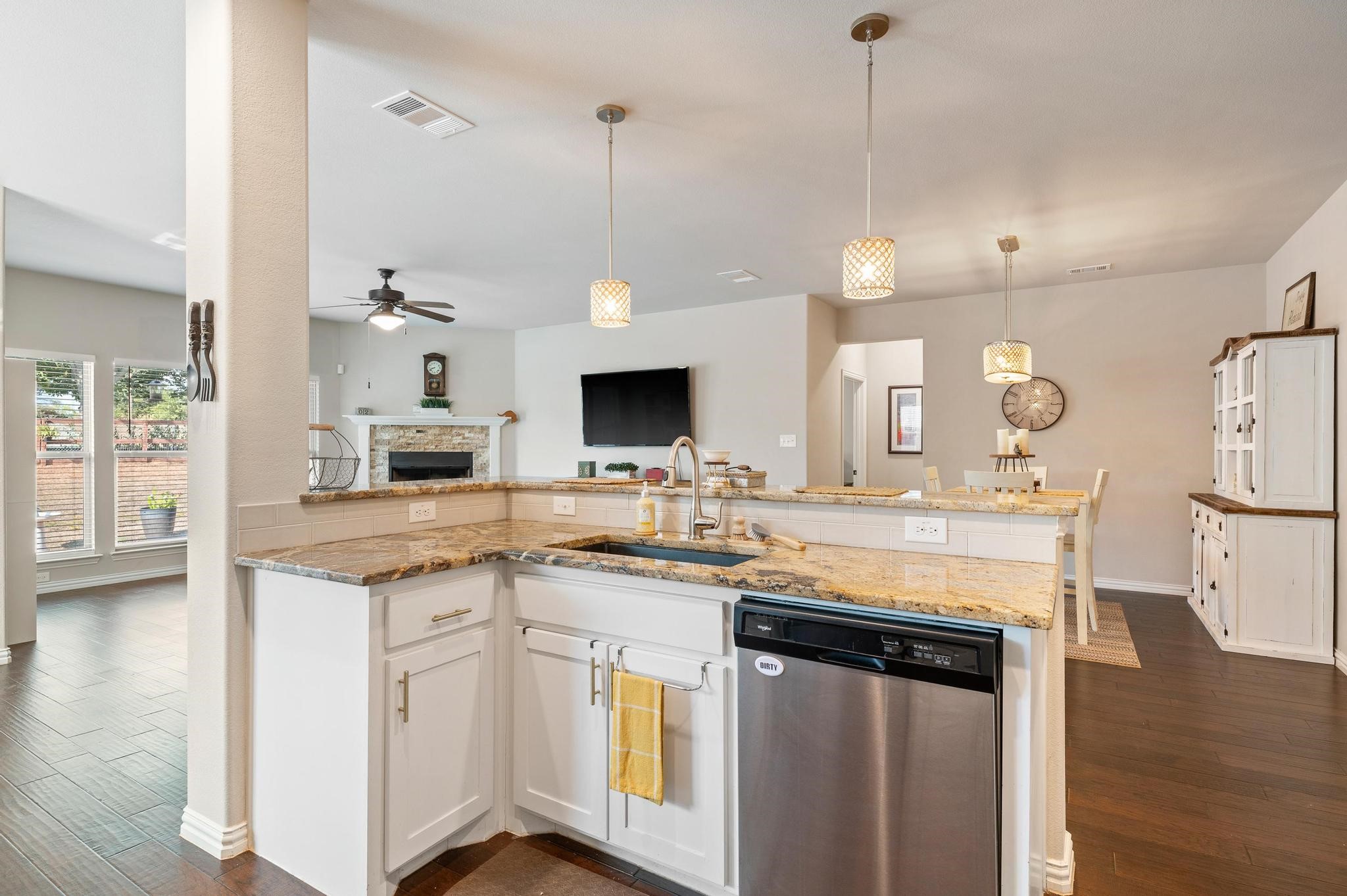 2815 W Washington Street Denison TX 75020