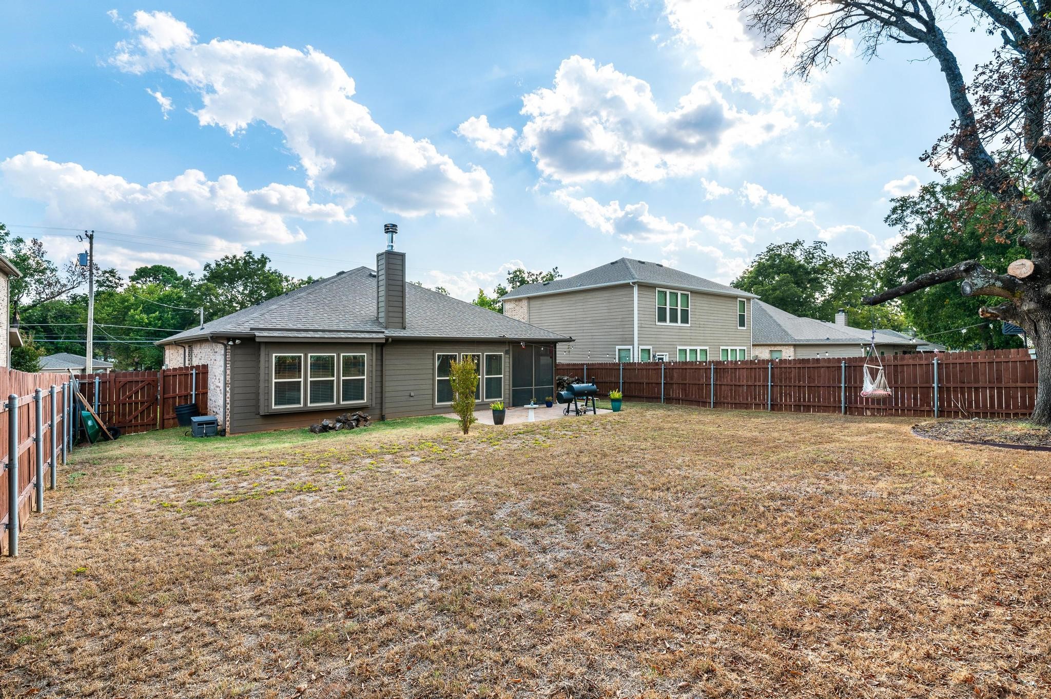 2815 W Washington Street Denison TX 75020