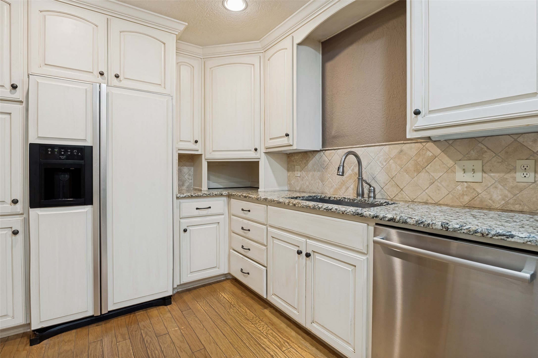 1411 Clubview Court Arlington TX 76013
