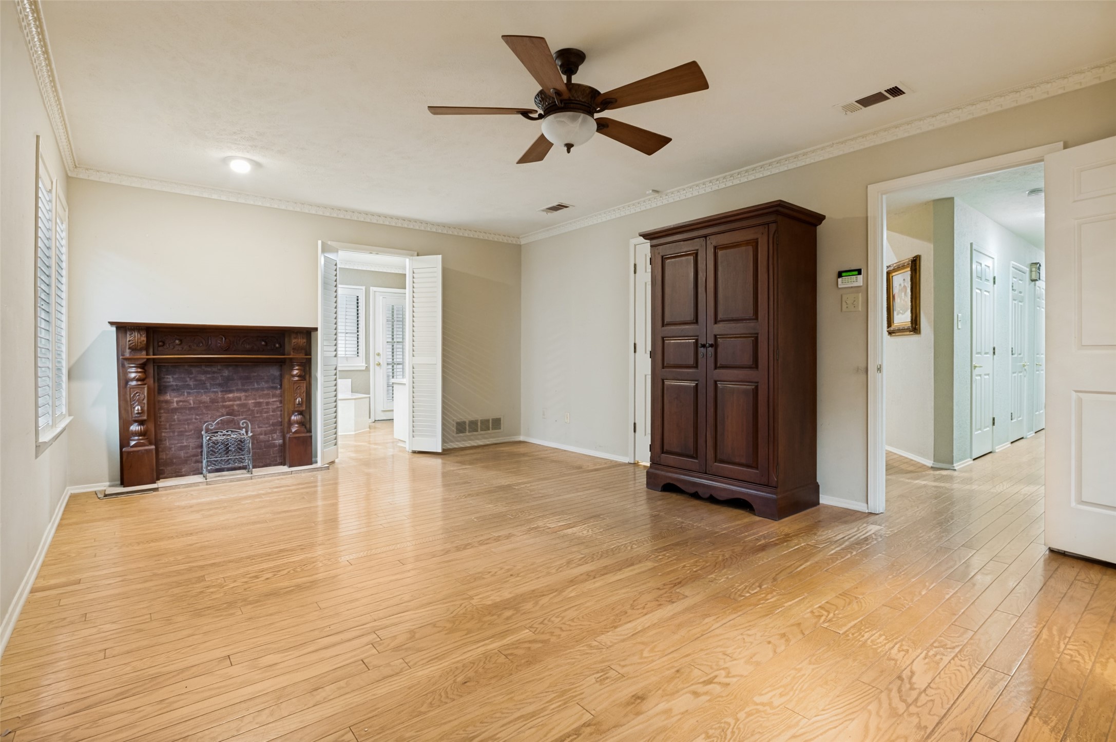 1411 Clubview Court Arlington TX 76013