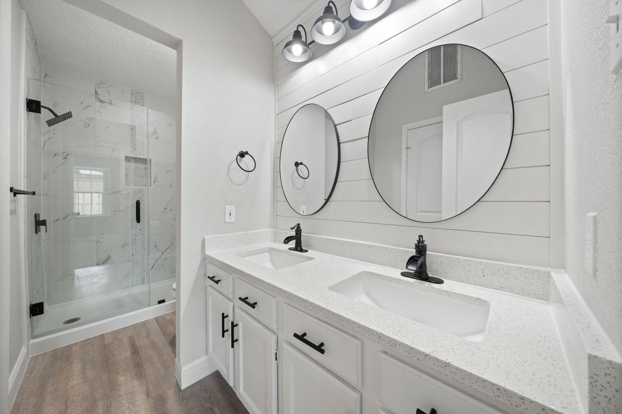 310 Valley Spring Drive Arlington TX 76018