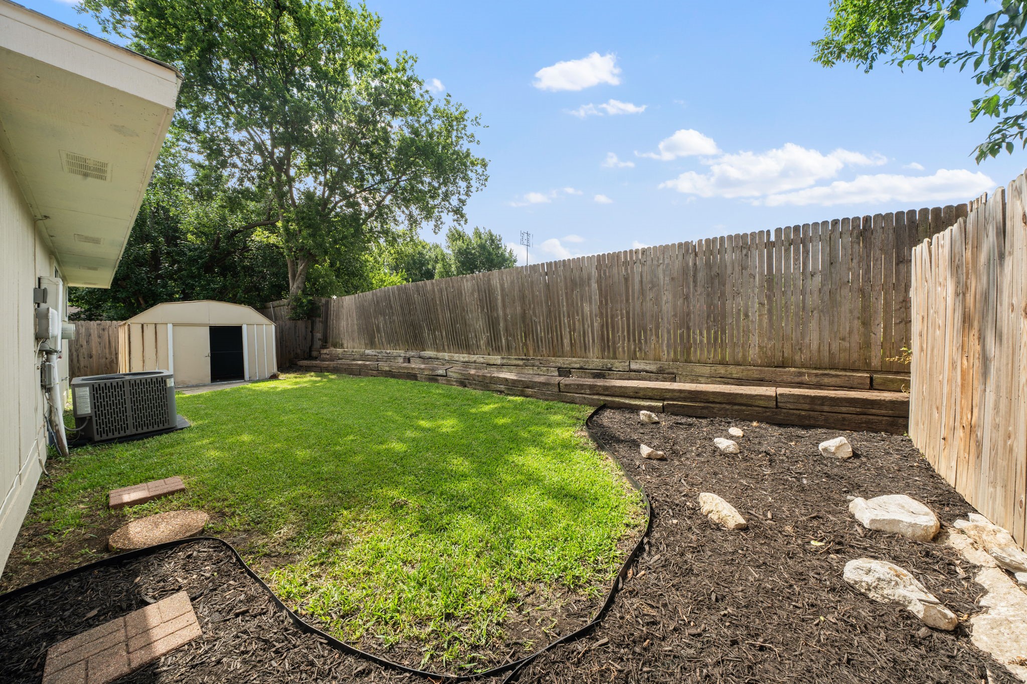 310 Valley Spring Drive Arlington TX 76018