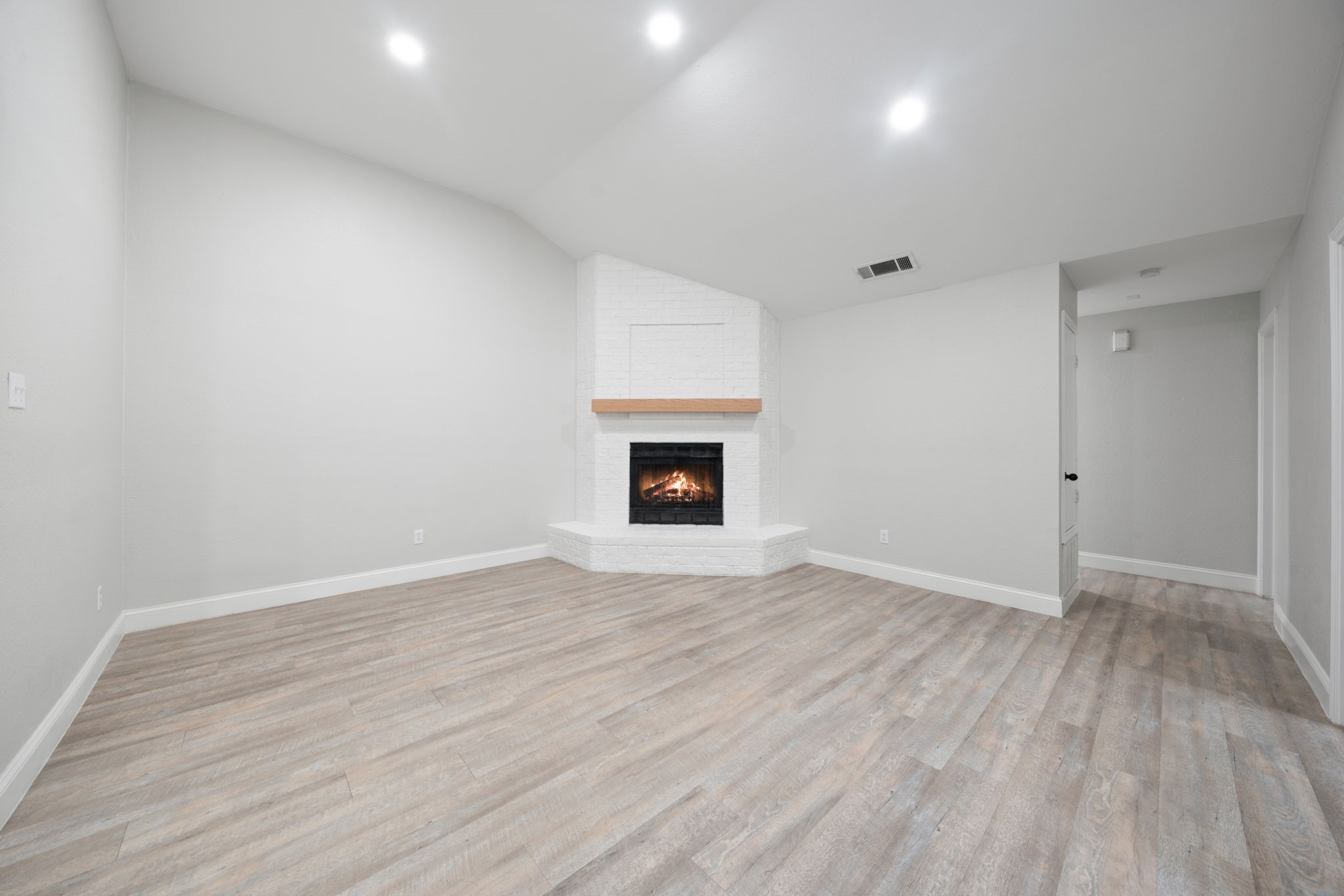 310 Valley Spring Drive Arlington TX 76018