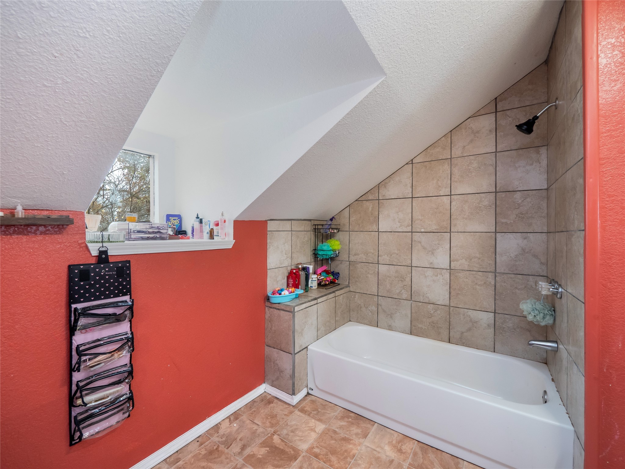 1209 New Dallas Highway Bellmead TX 76705