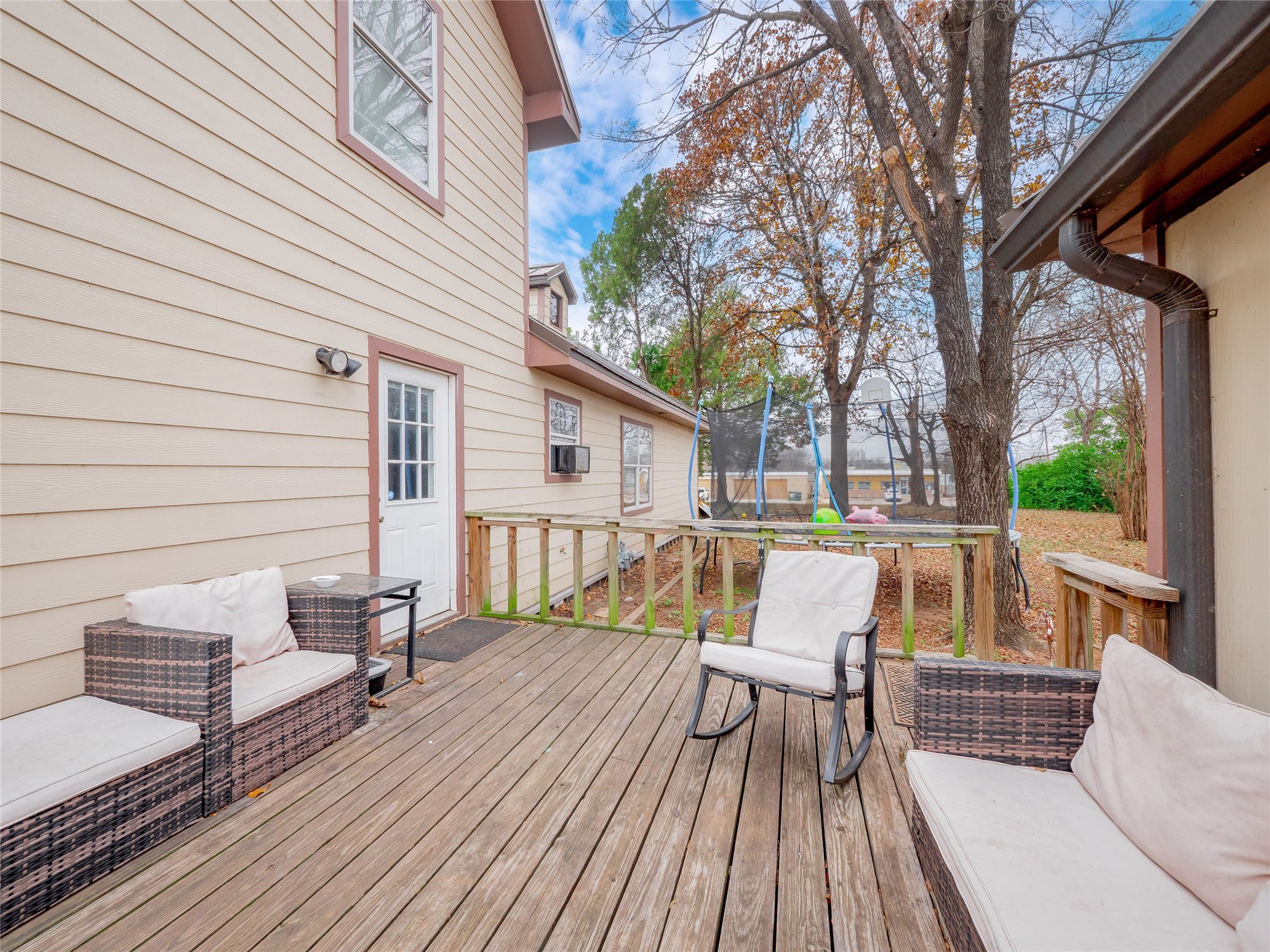 1209 New Dallas Highway Bellmead TX 76705
