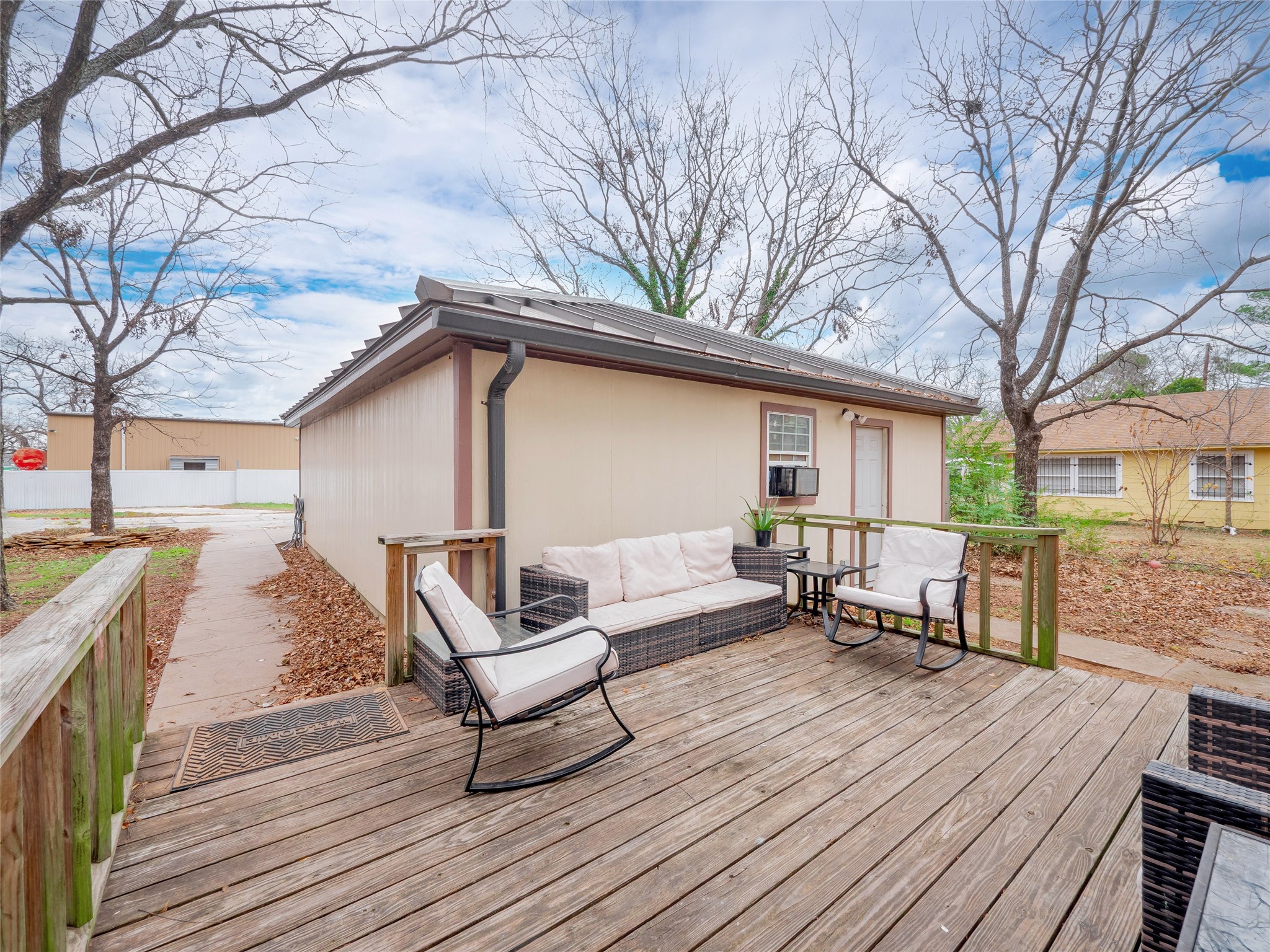 1209 New Dallas Highway Bellmead TX 76705