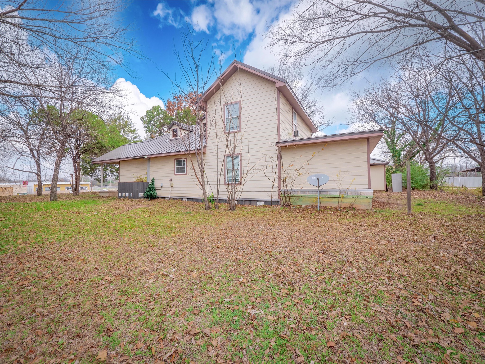 1209 New Dallas Highway Bellmead TX 76705