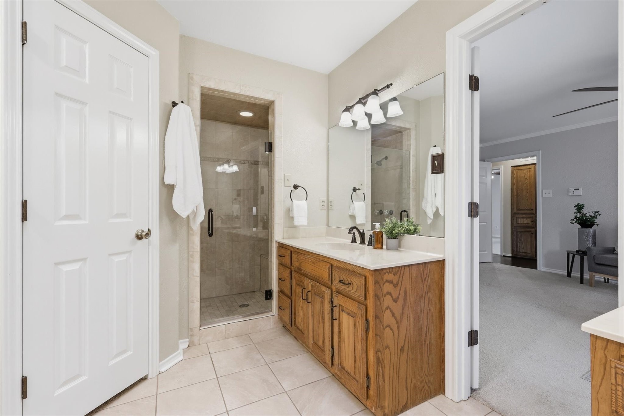 1209 O Shannon Lane Garland TX 75044