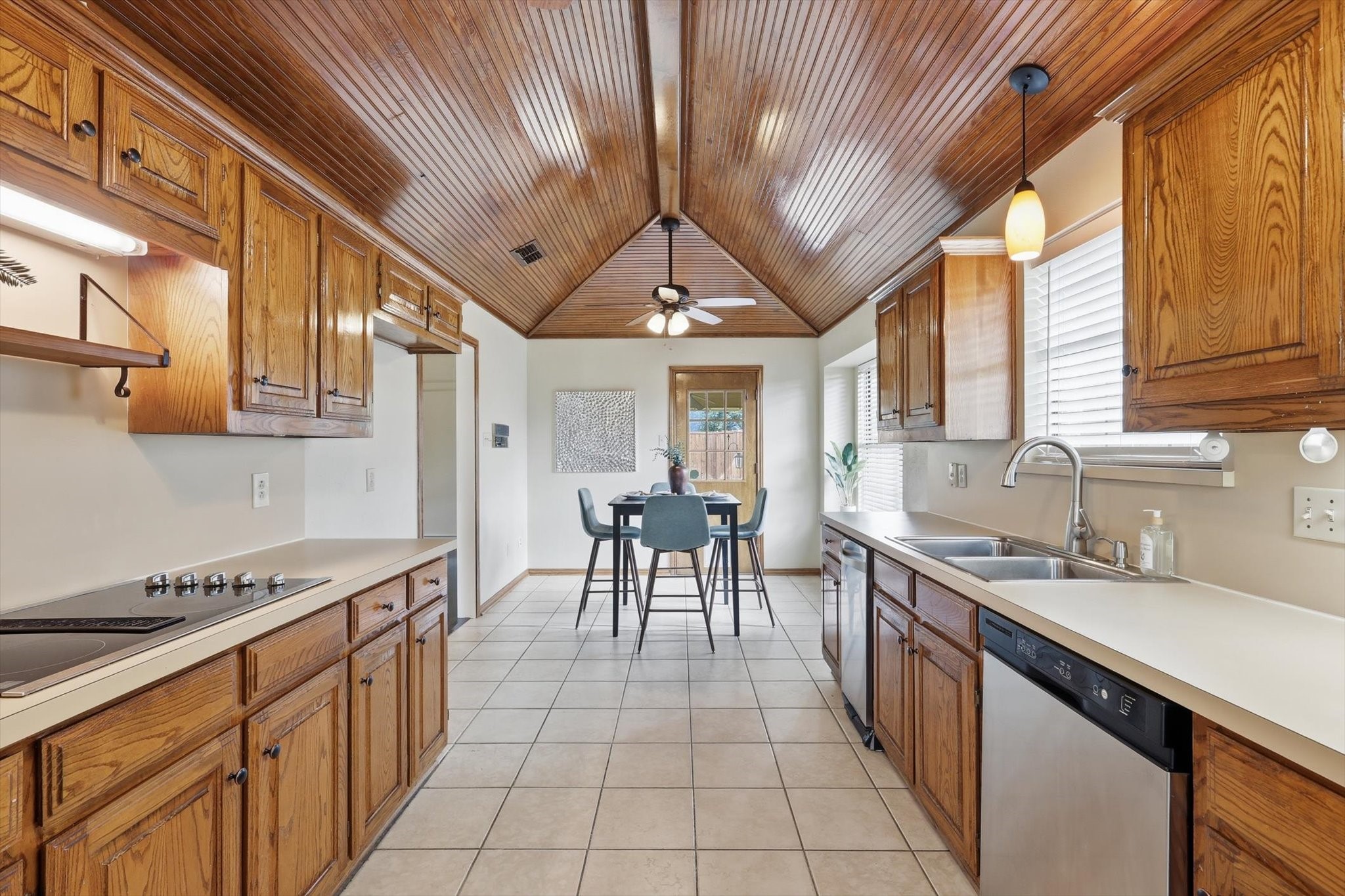 1209 O Shannon Lane Garland TX 75044