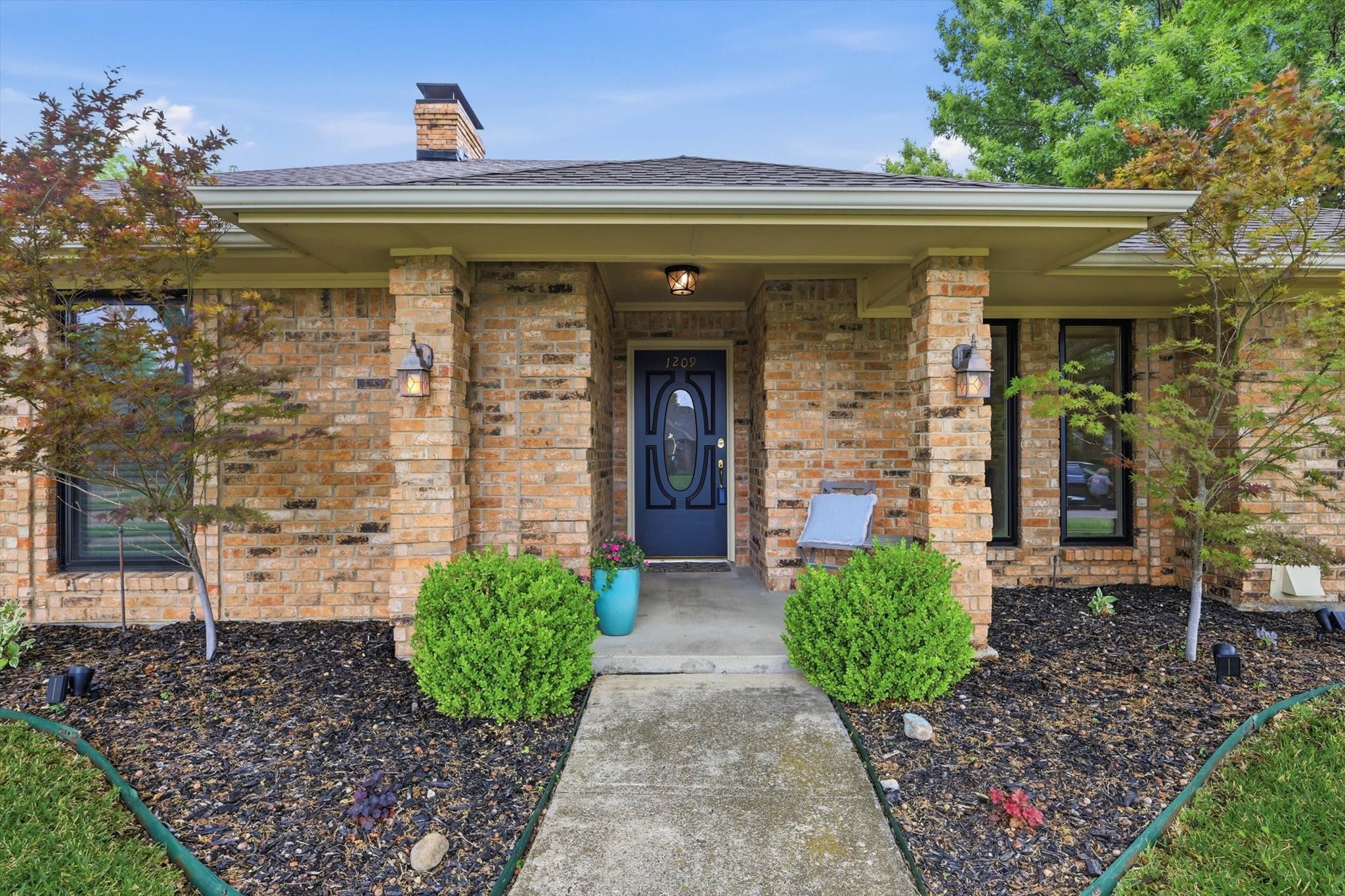 1209 O Shannon Lane Garland TX 75044