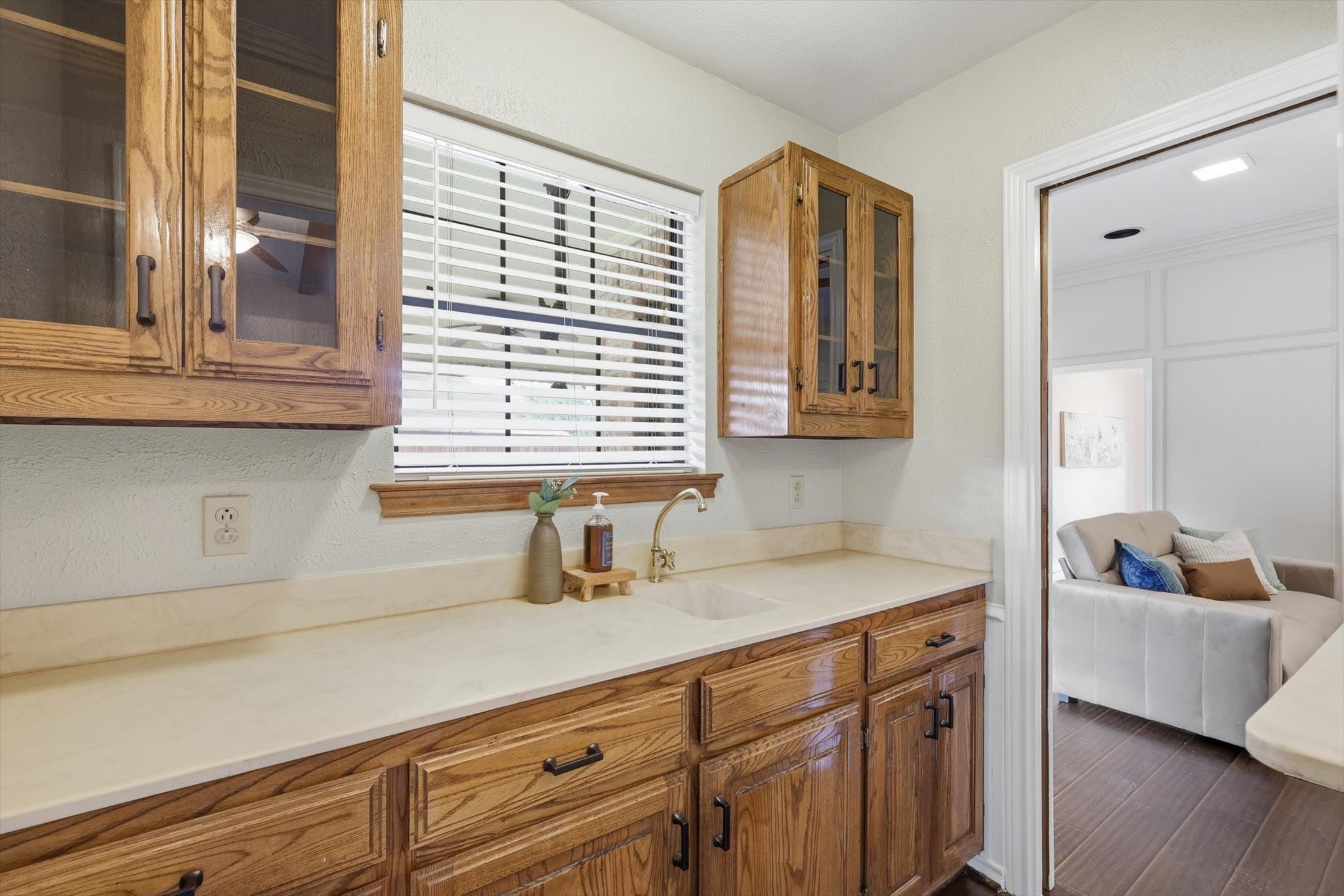 1209 O Shannon Lane Garland TX 75044