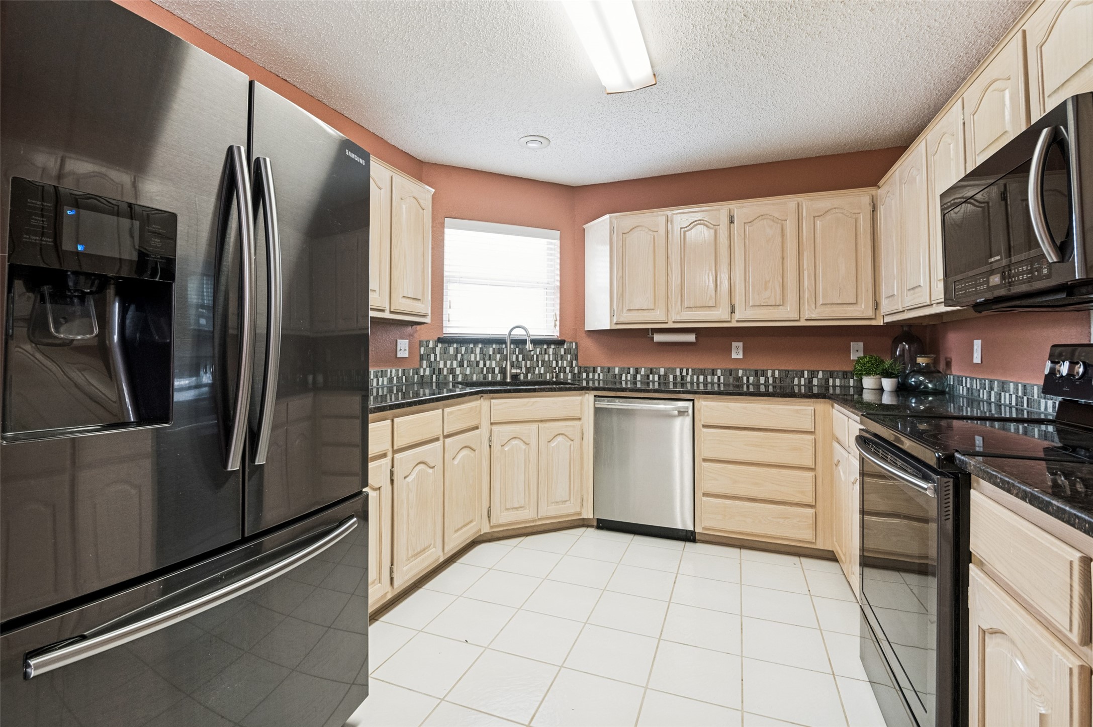 4818 Ashworth Court Arlington TX 76017