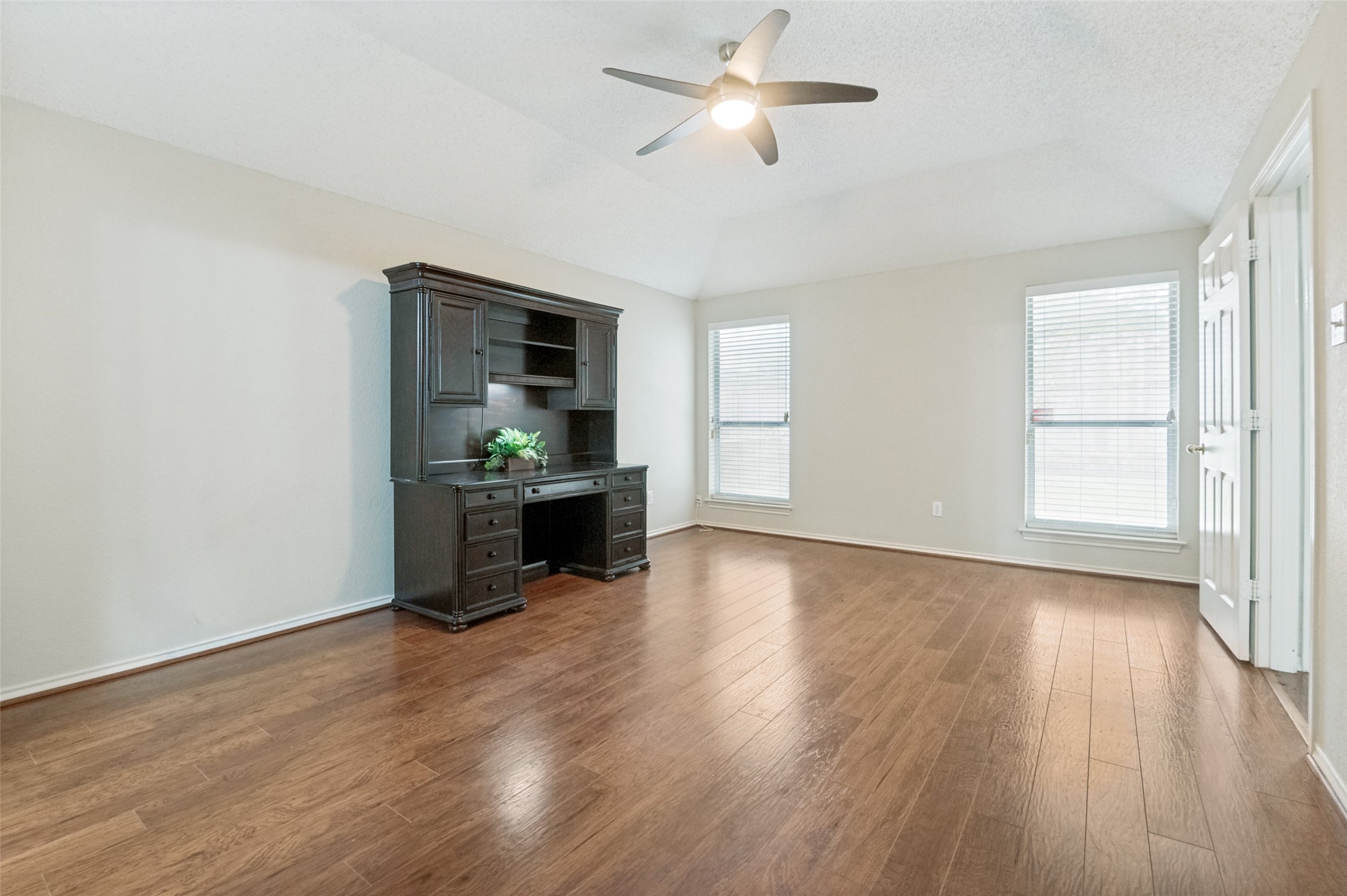 4818 Ashworth Court Arlington TX 76017