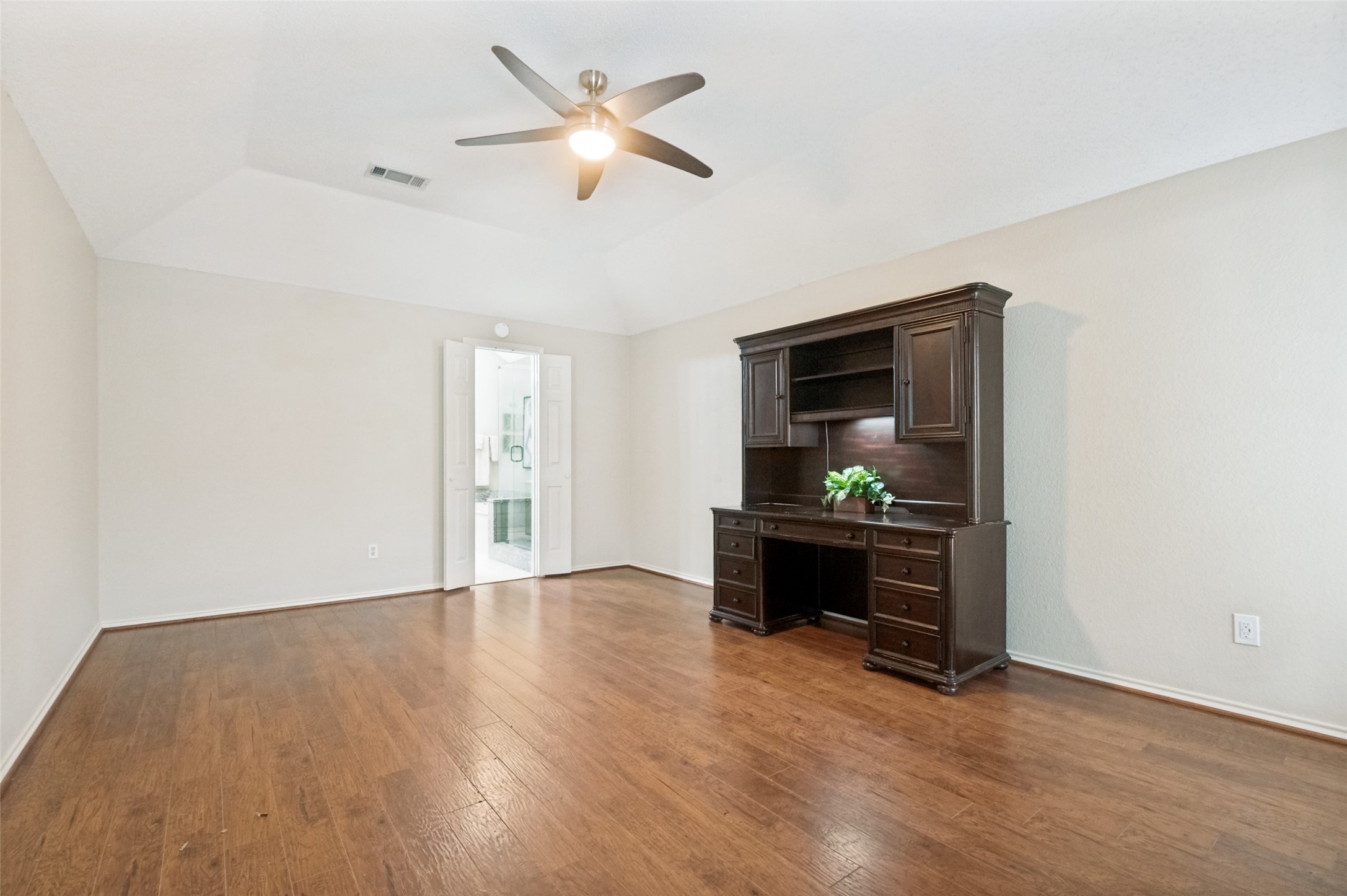 4818 Ashworth Court Arlington TX 76017