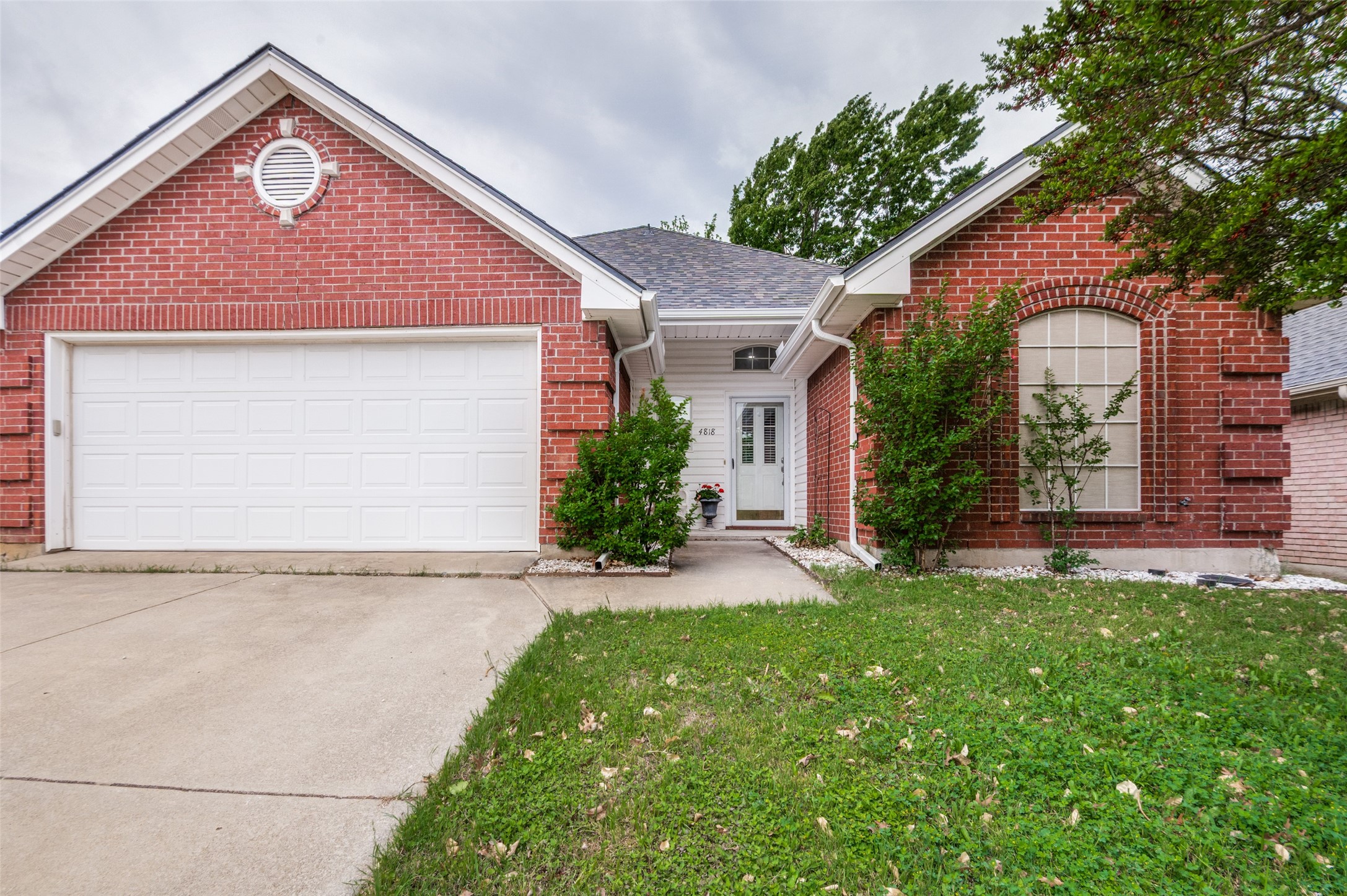 4818 Ashworth Court Arlington TX 76017
