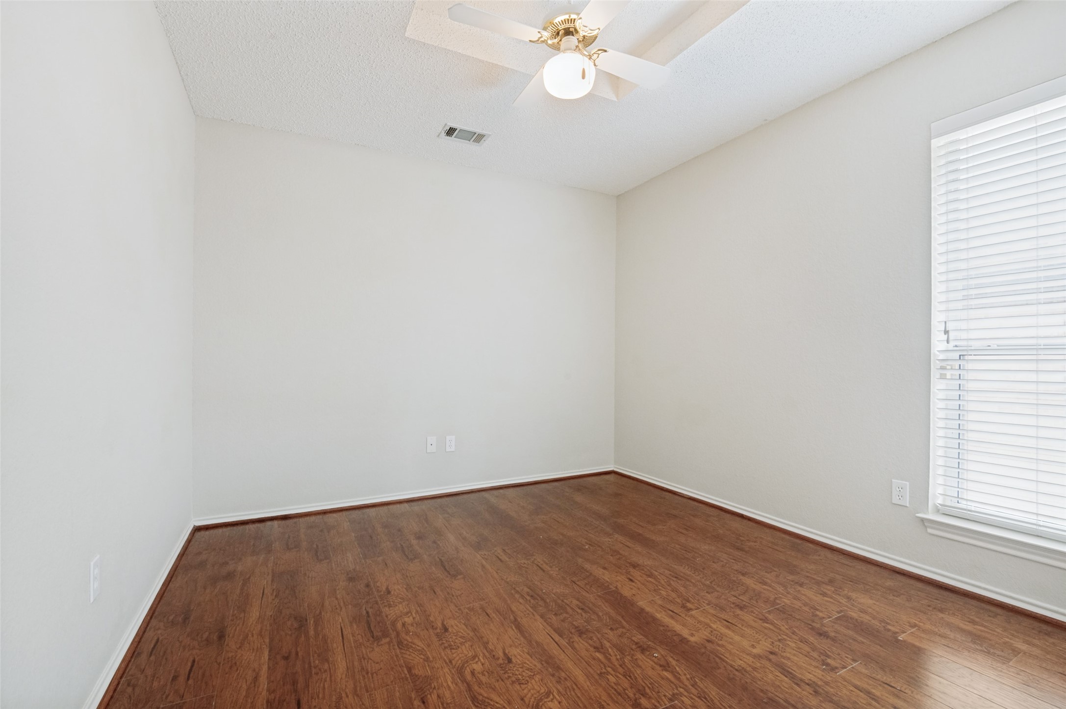 4818 Ashworth Court Arlington TX 76017