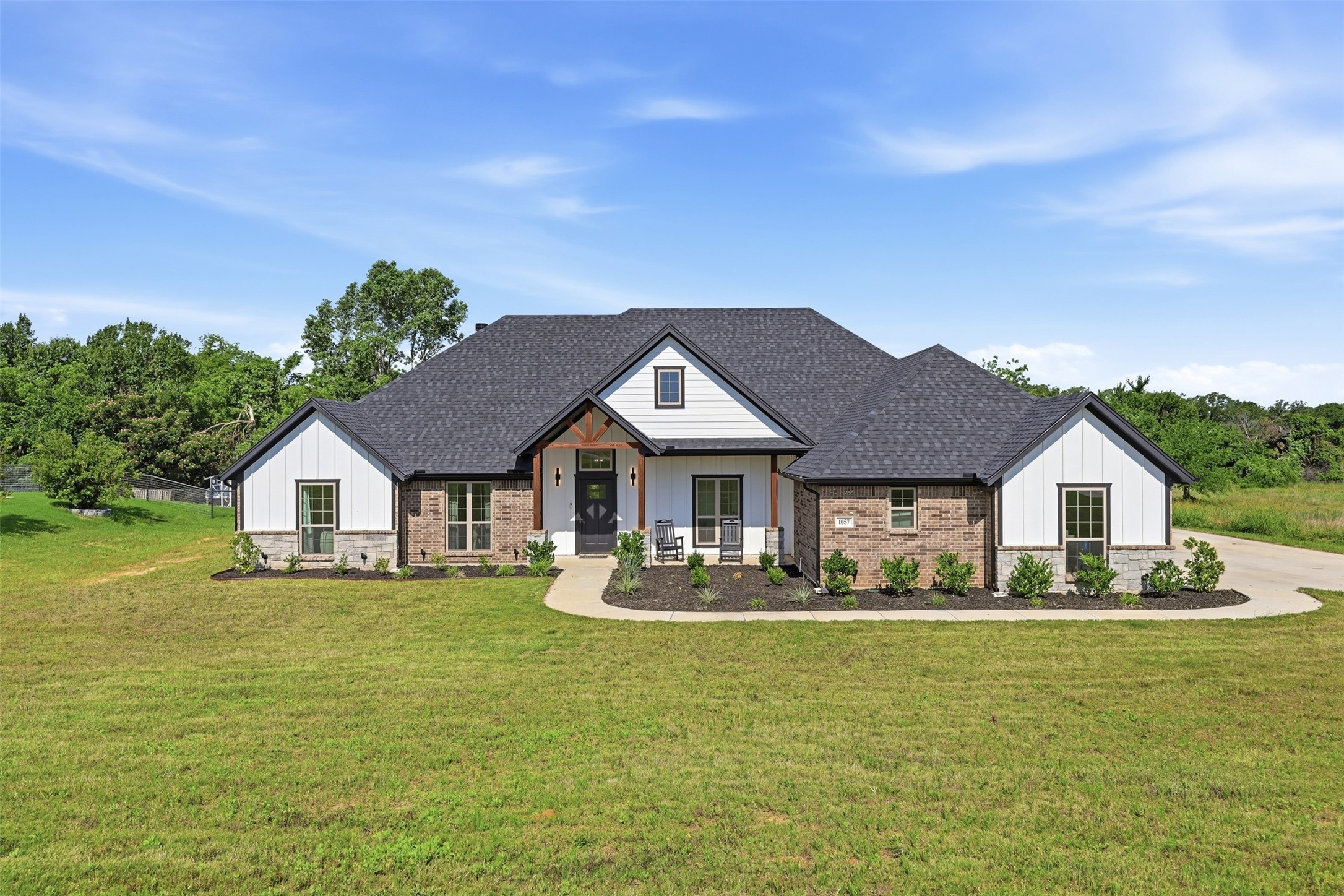 1057 Gonzollas Road Springtown TX 76082