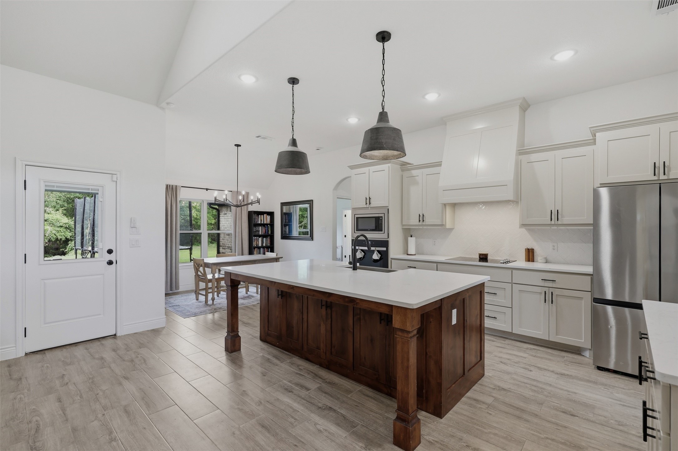 1057 Gonzollas Road Springtown TX 76082