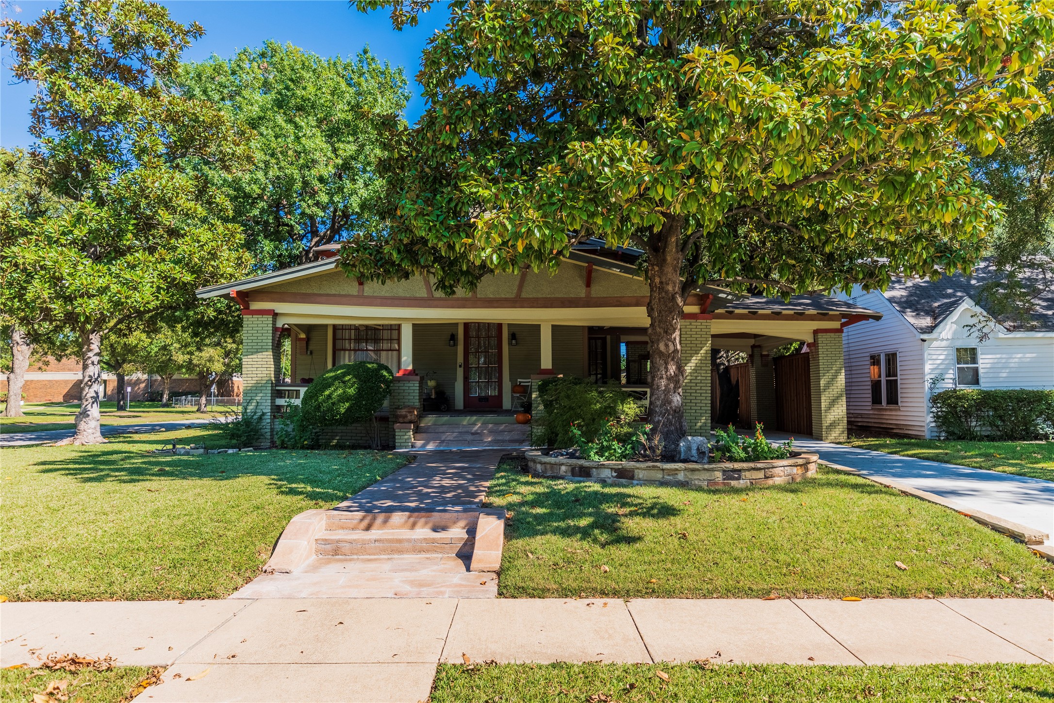 400 S 11th Street Garland TX 75040