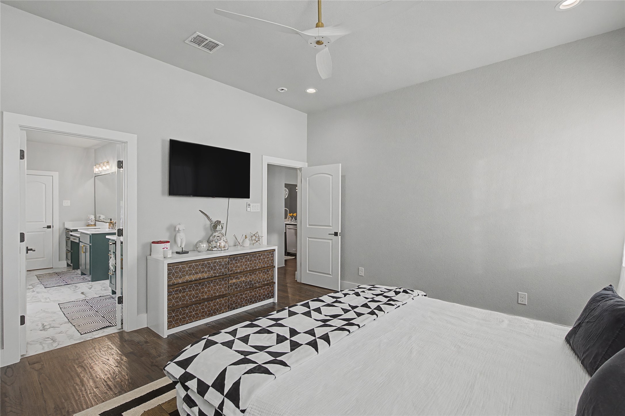 301 Sharla Smelley Road Weatherford TX 76088
