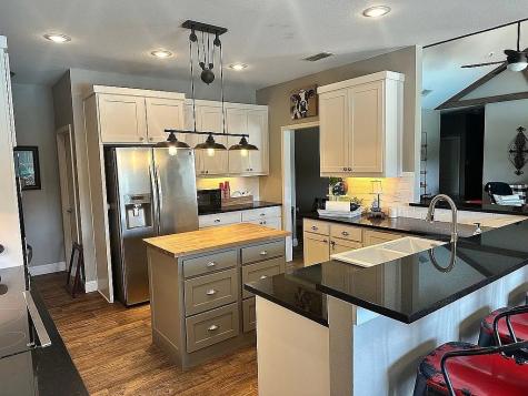 454 Vz County Road 2206 Canton TX 75103