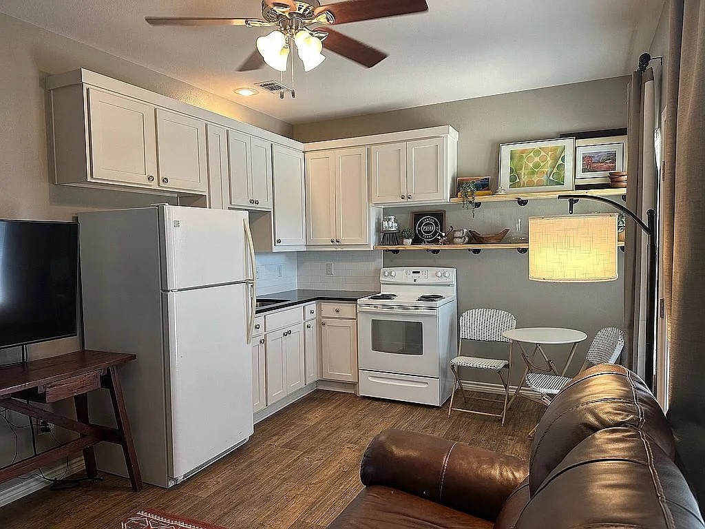 454 Vz County Road 2206 Canton TX 75103