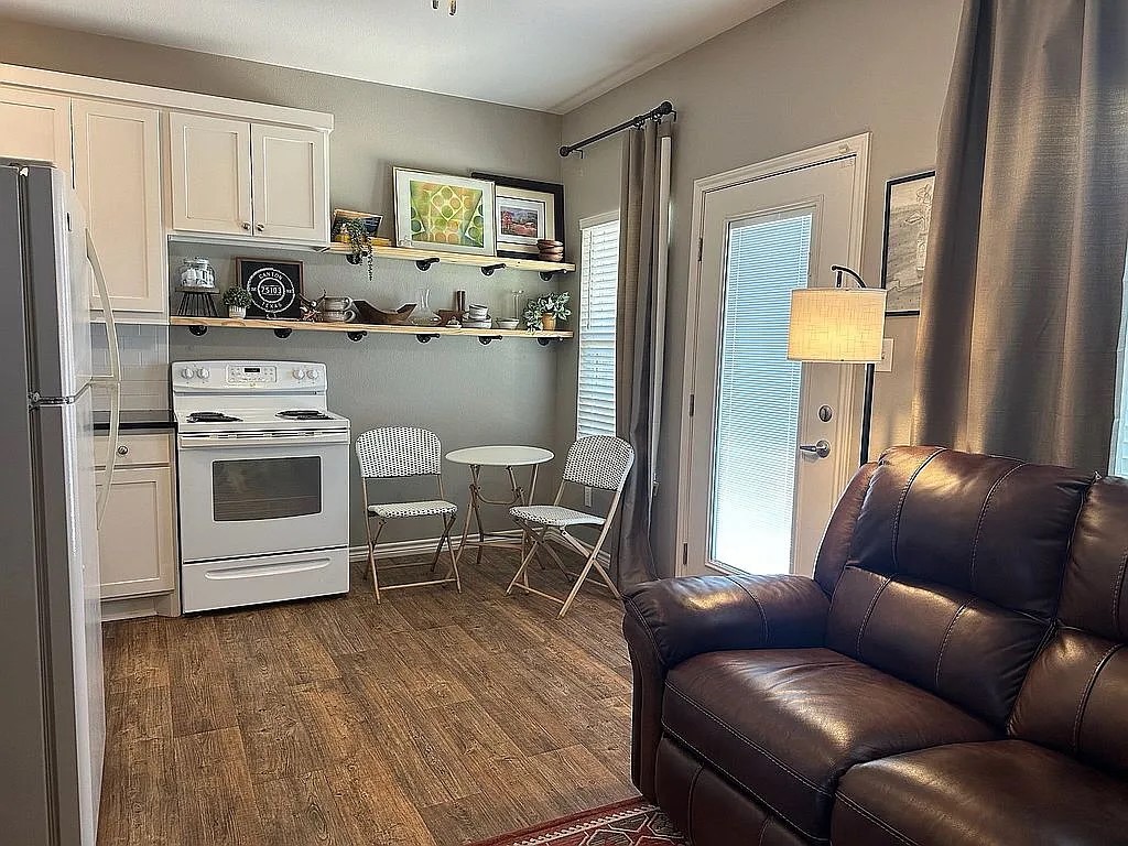 454 Vz County Road 2206 Canton TX 75103