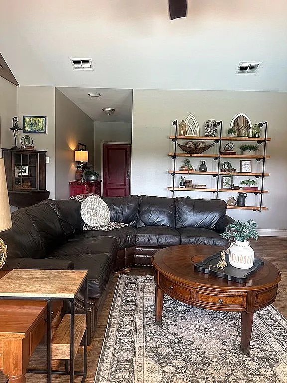 454 Vz County Road 2206 Canton TX 75103