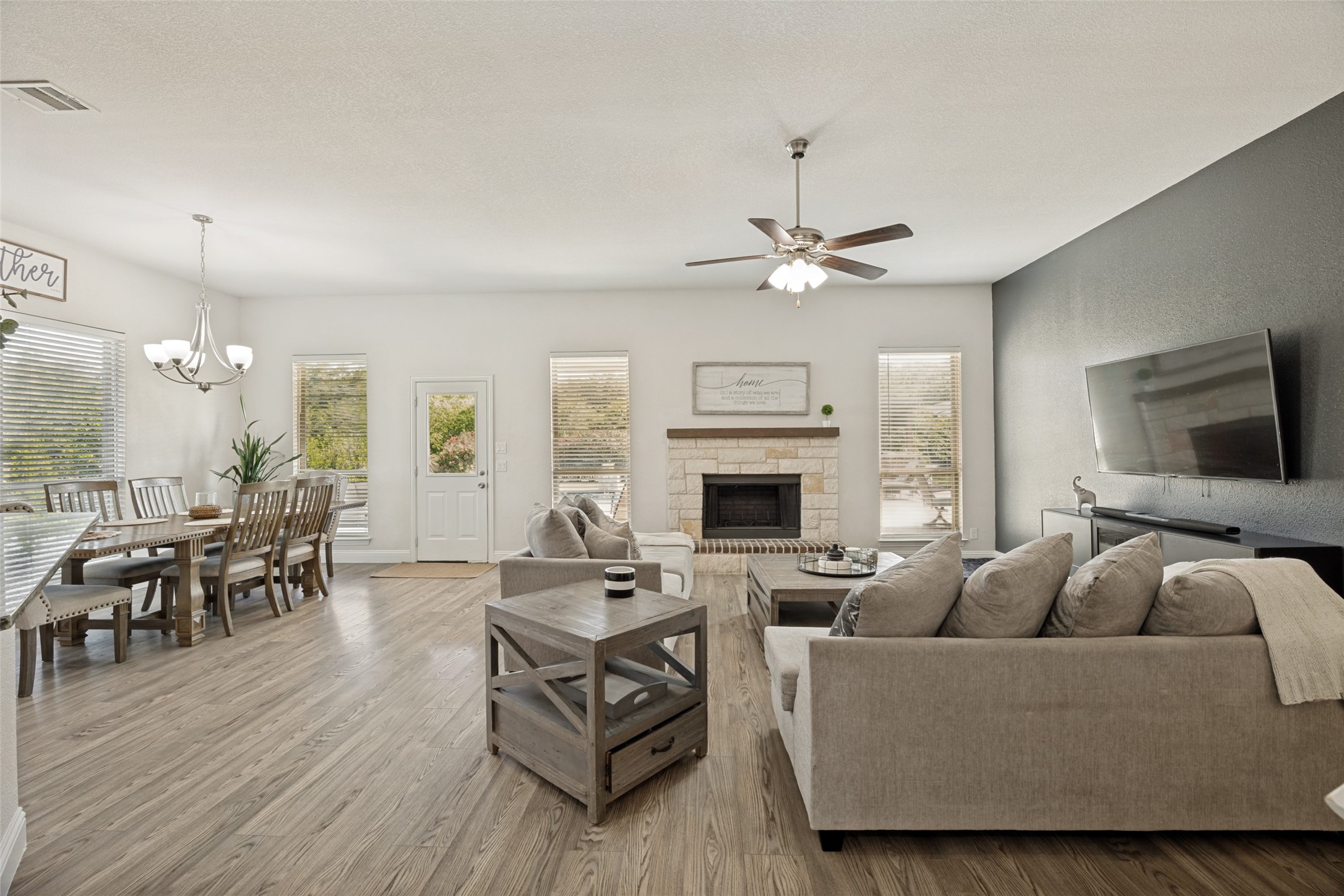 2201 Henson Lane Nevada TX 75173