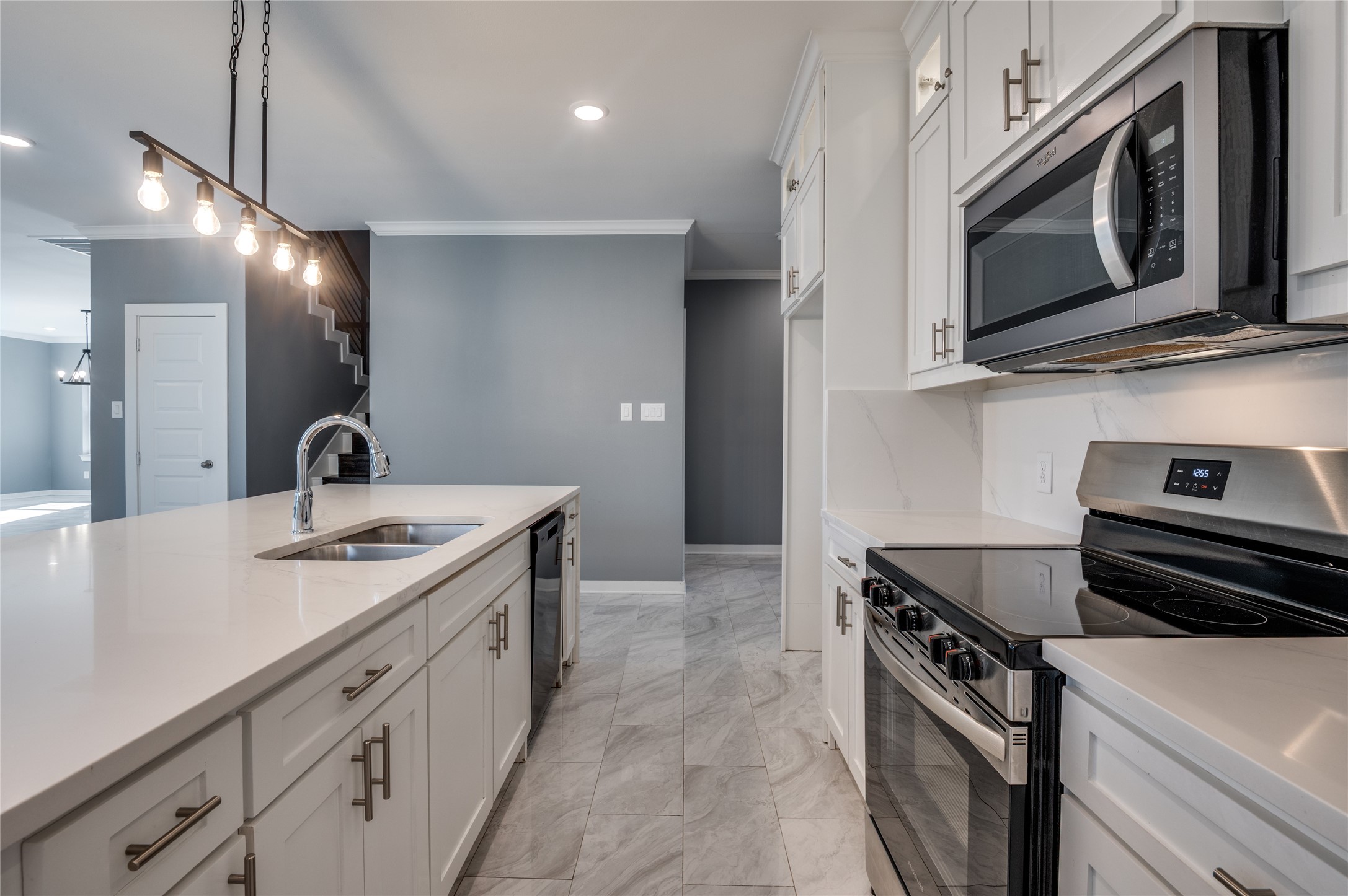 301 S Stewart Avenue Lancaster TX 75146