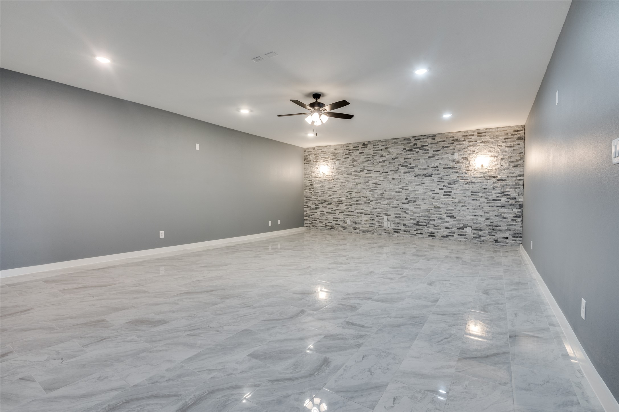 301 S Stewart Avenue Lancaster TX 75146