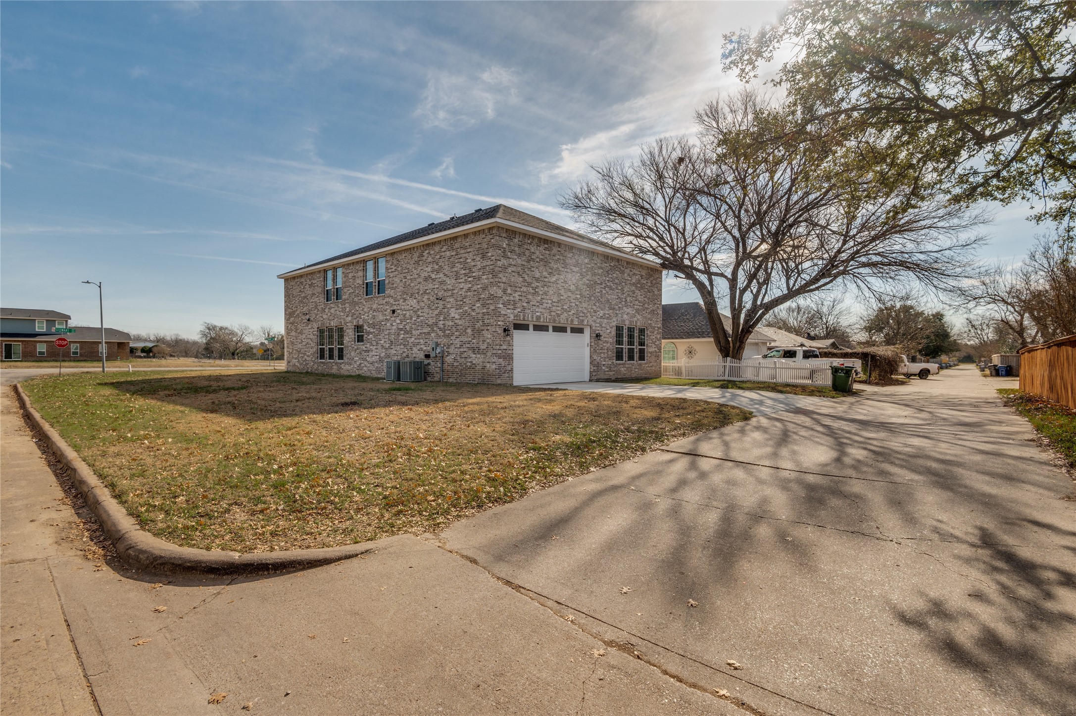 301 S Stewart Avenue Lancaster TX 75146