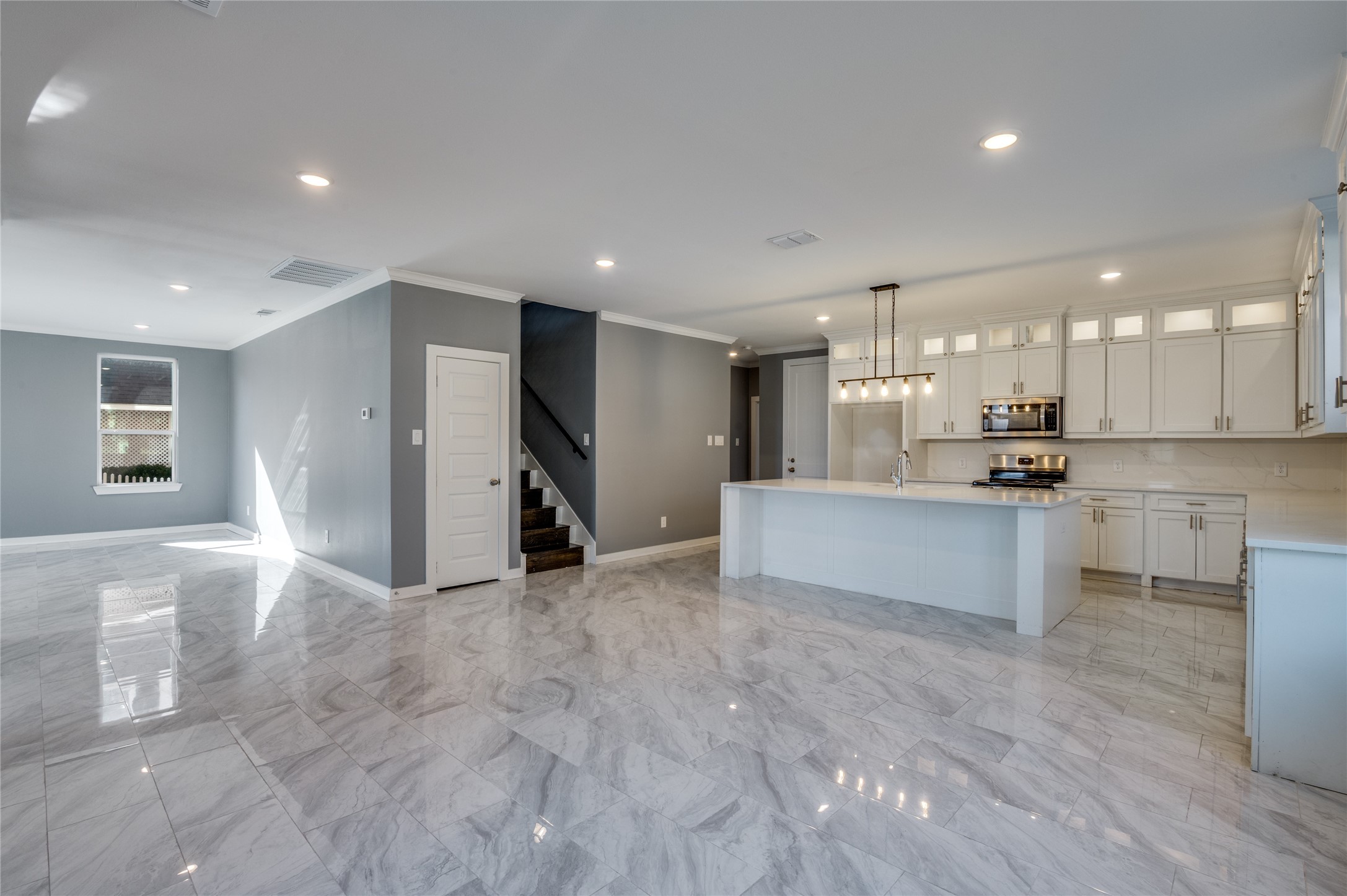 301 S Stewart Avenue Lancaster TX 75146
