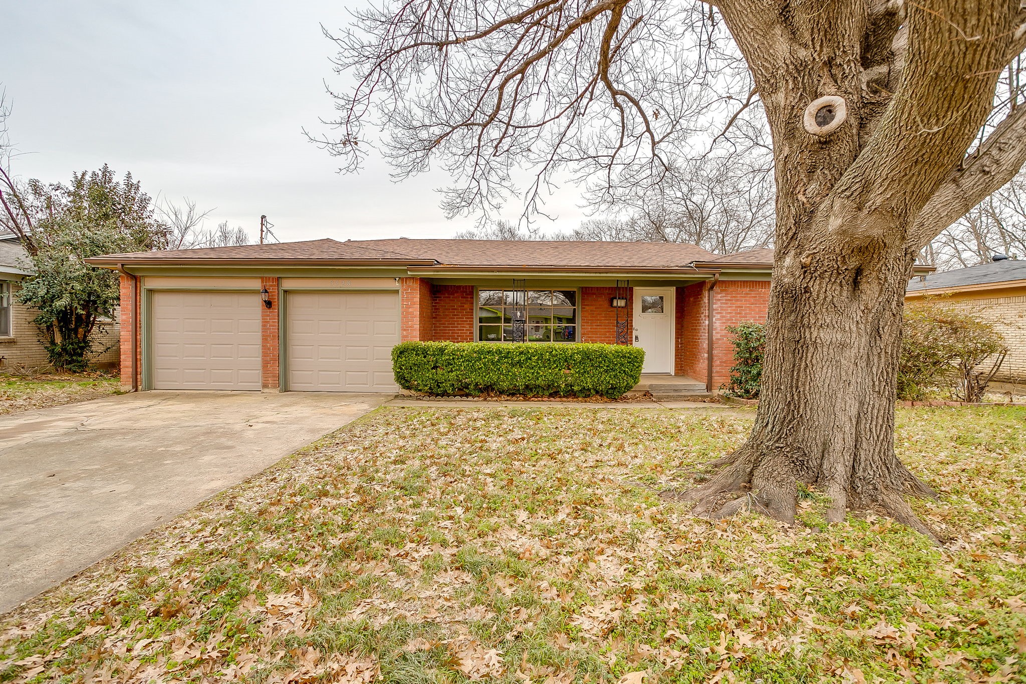 3528 Garwood Drive North Richland Hills TX 76117