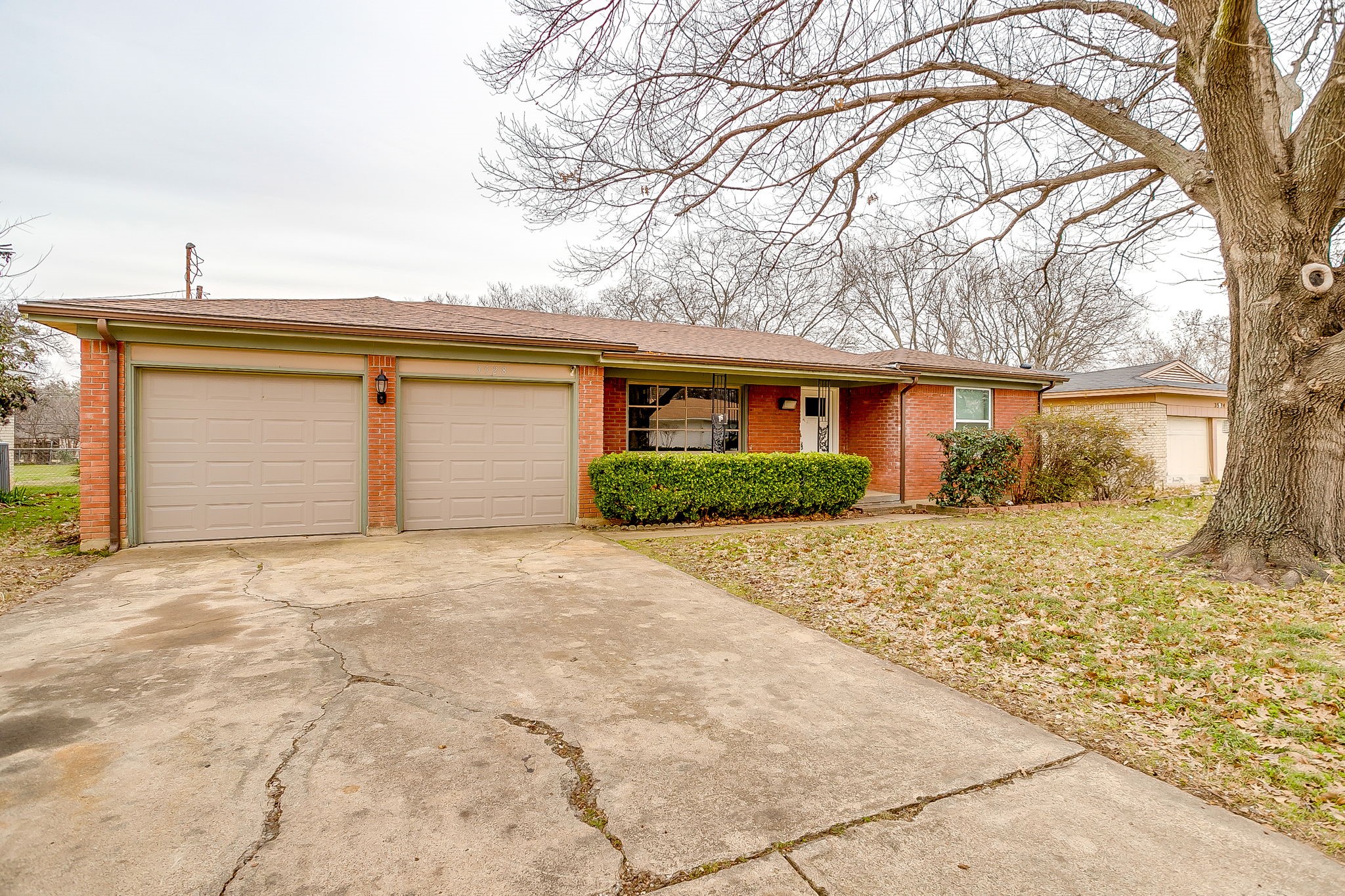 3528 Garwood Drive North Richland Hills TX 76117