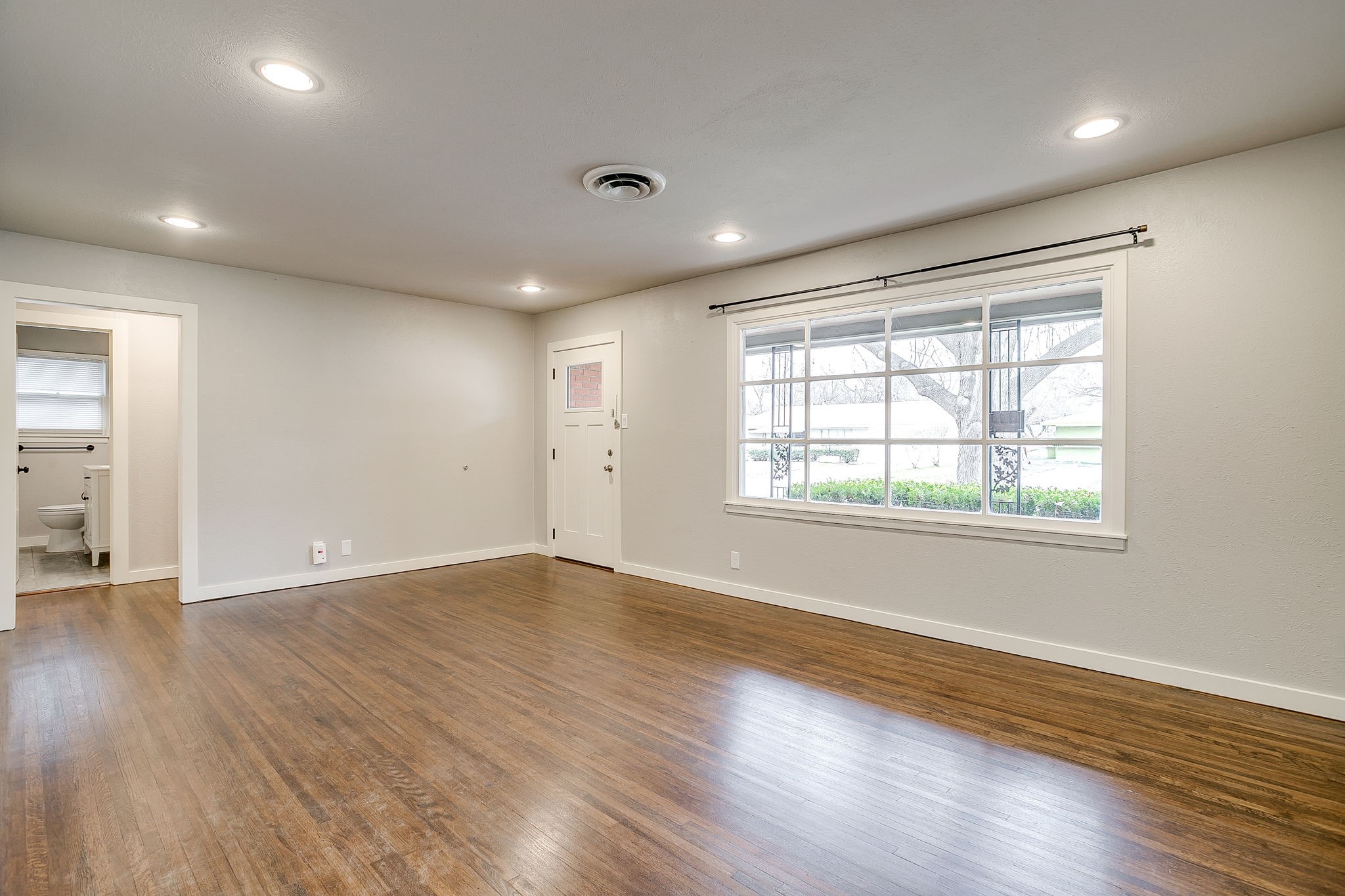 3528 Garwood Drive North Richland Hills TX 76117