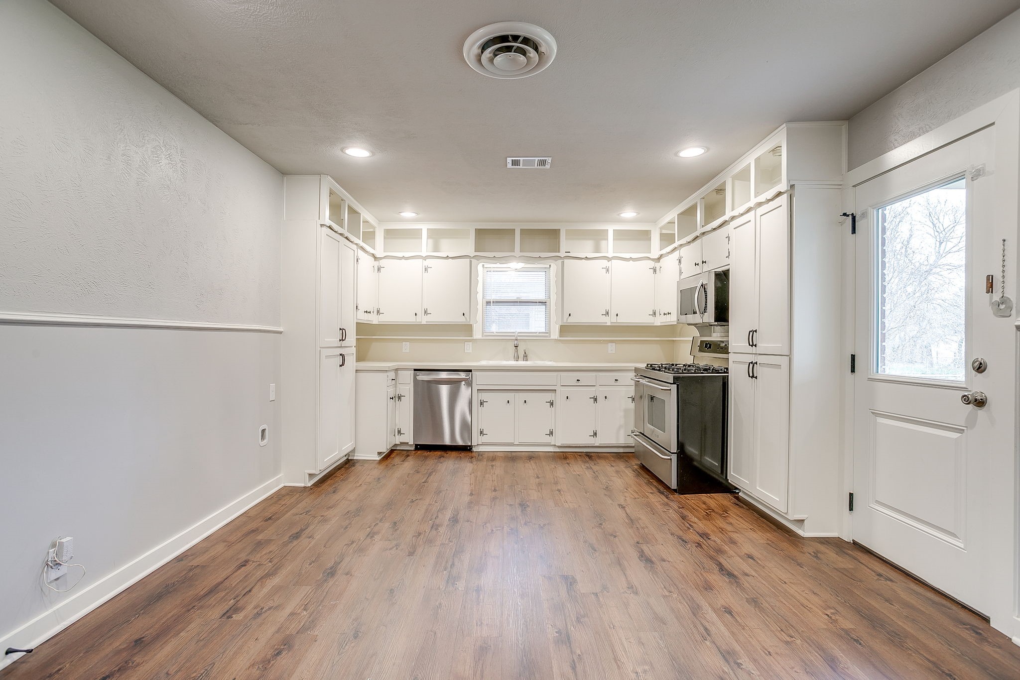 3528 Garwood Drive North Richland Hills TX 76117